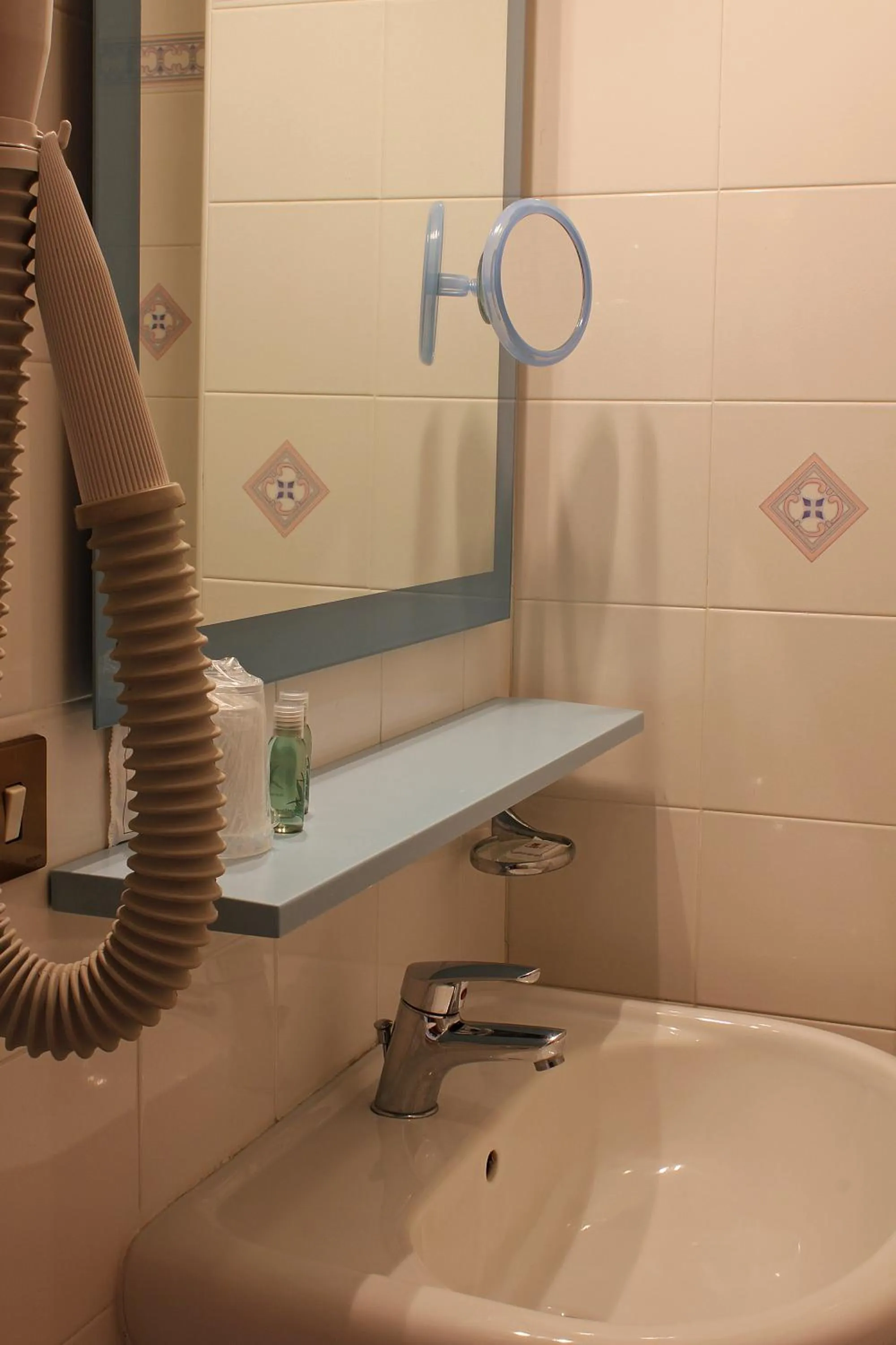 Bathroom in Hotel il Focolare