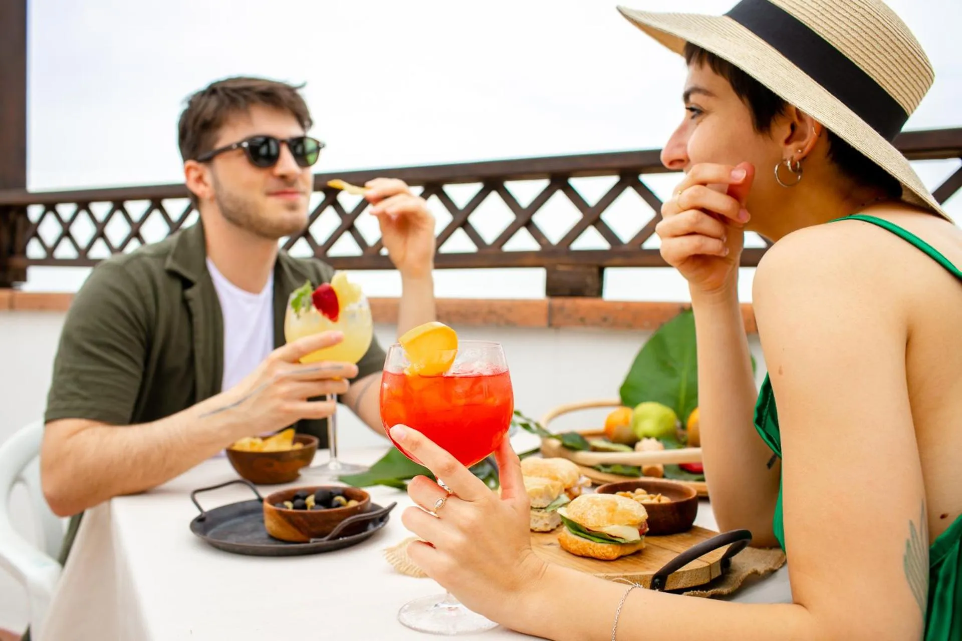 Food and drinks in New Bristol Sport Hotel