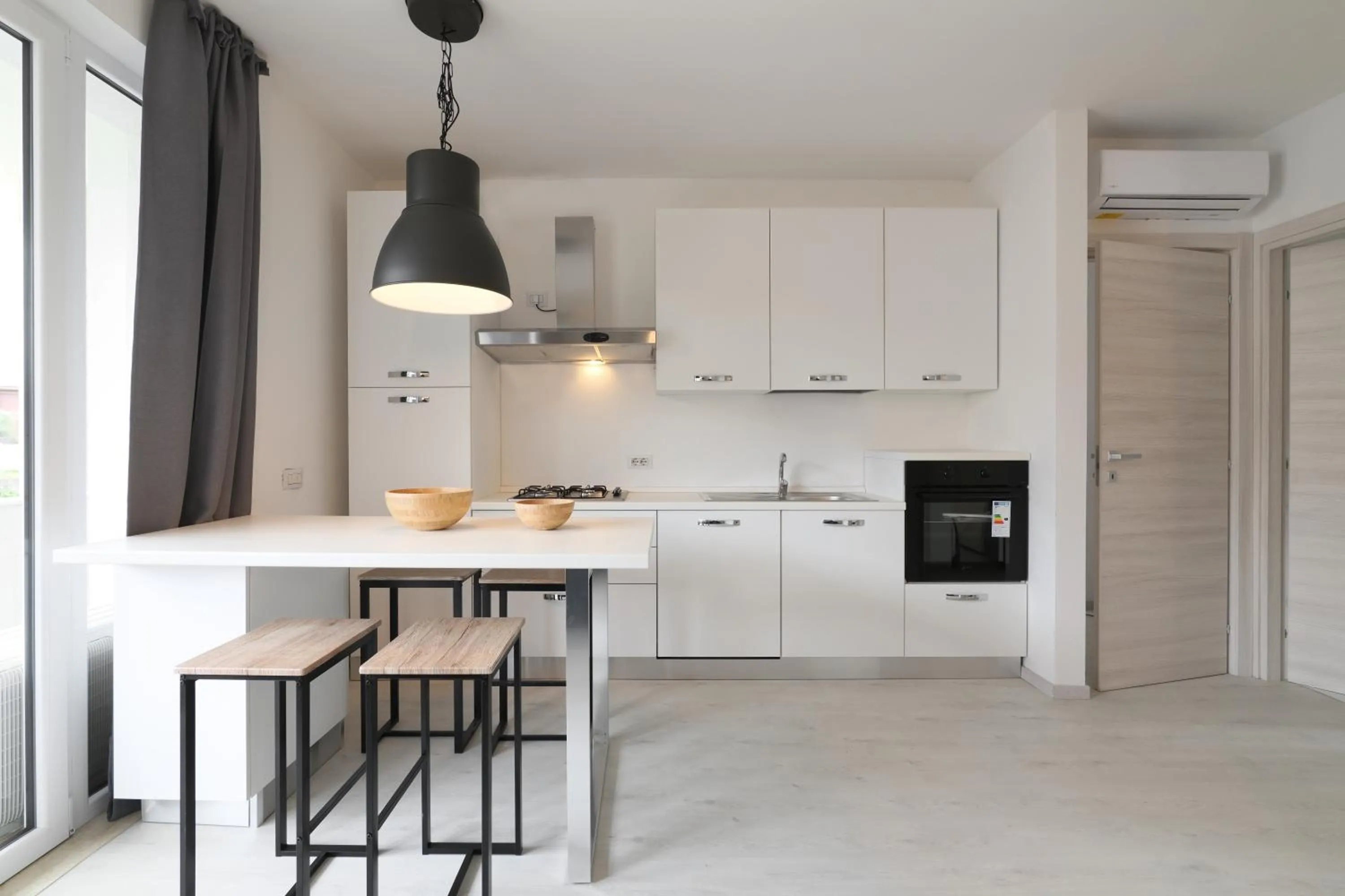 Kitchen or kitchenette in Borgo degli Ulivi Residence di Olympic Garda Lake