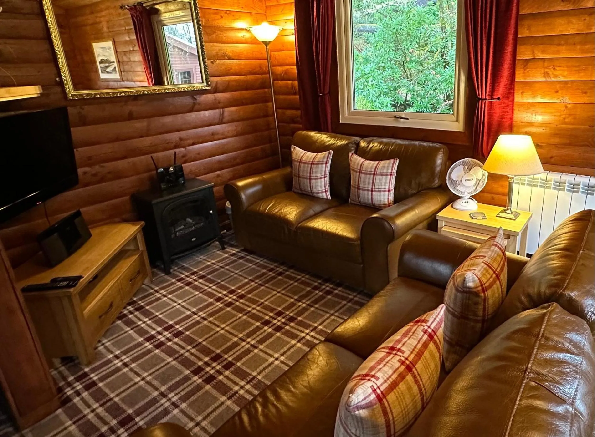 Living room in Pucks Glen Lodges, Rashfield, by Dunoon