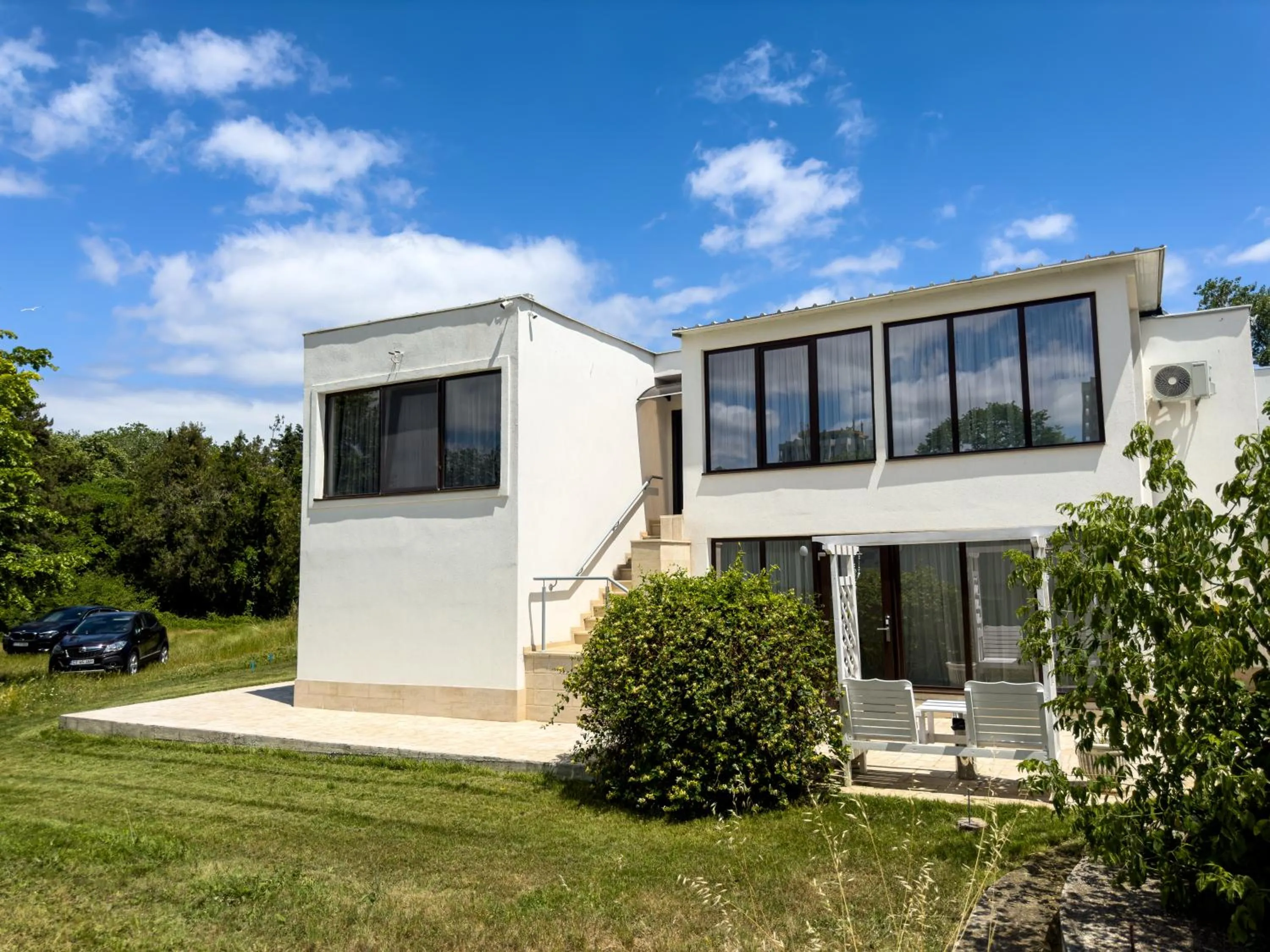 Property building in Avenue Venus - Avenue Hotels