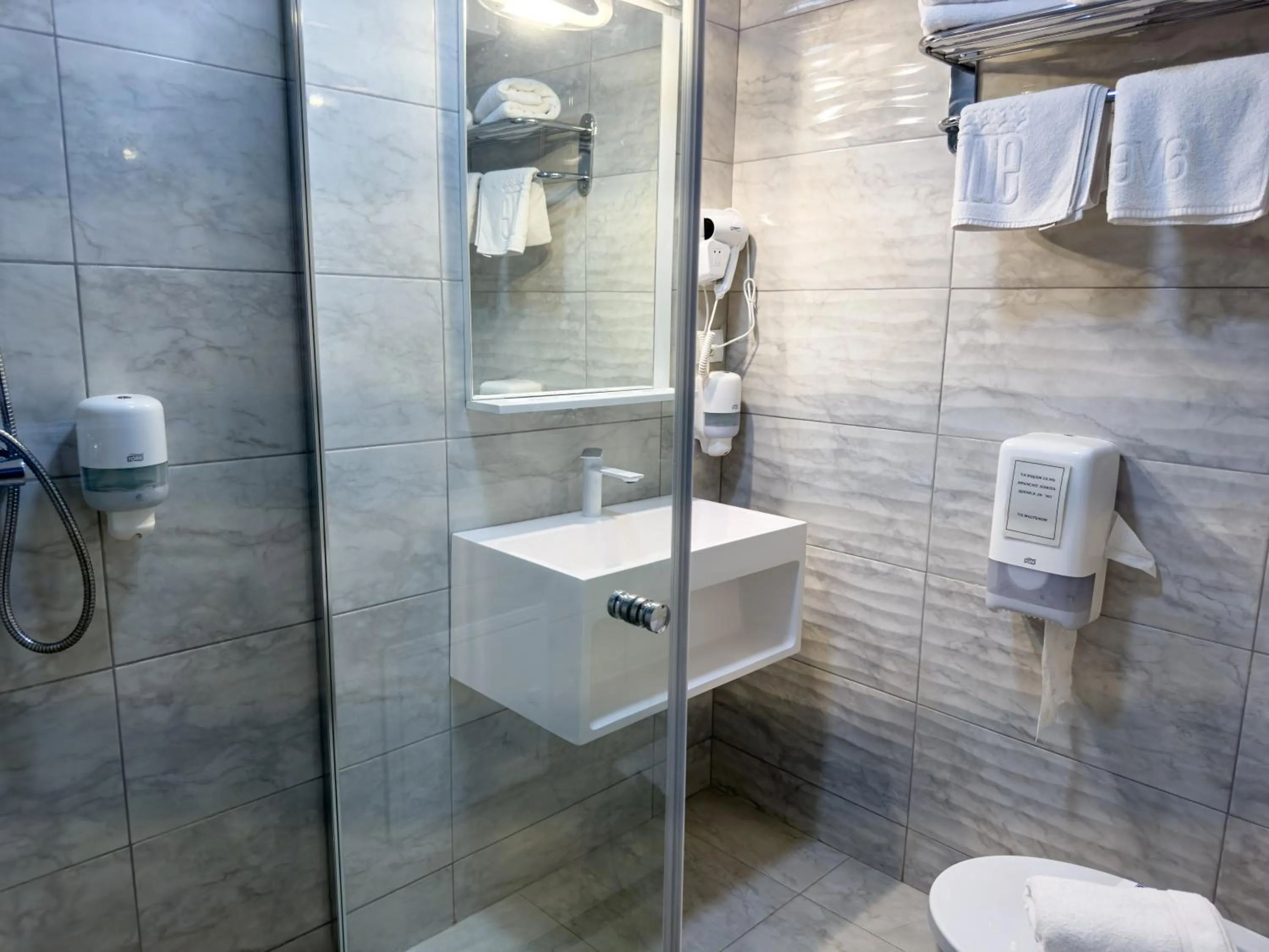 Bathroom in Avenue Venus - Avenue Hotels