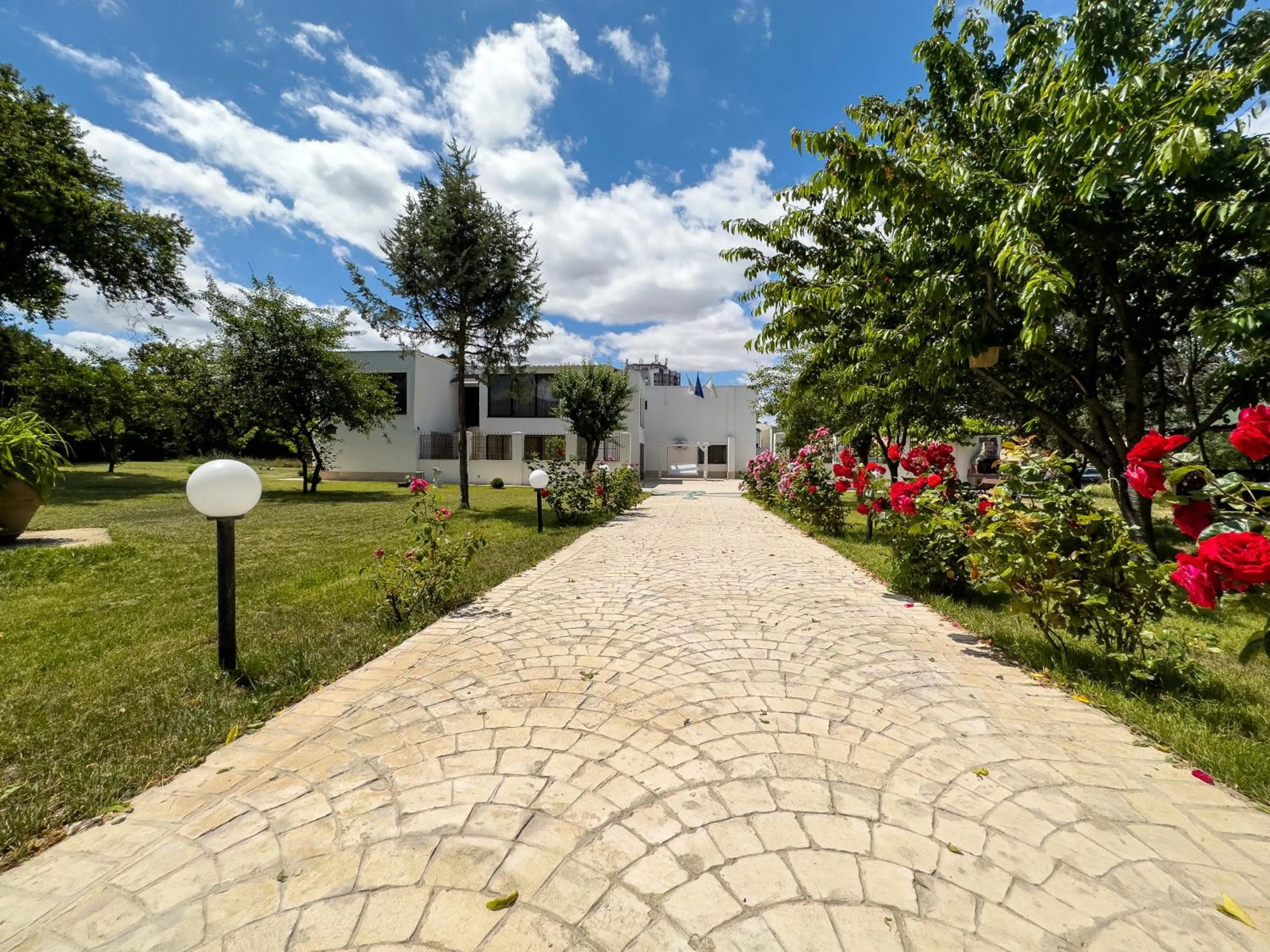 Property building in Avenue Venus - Avenue Hotels