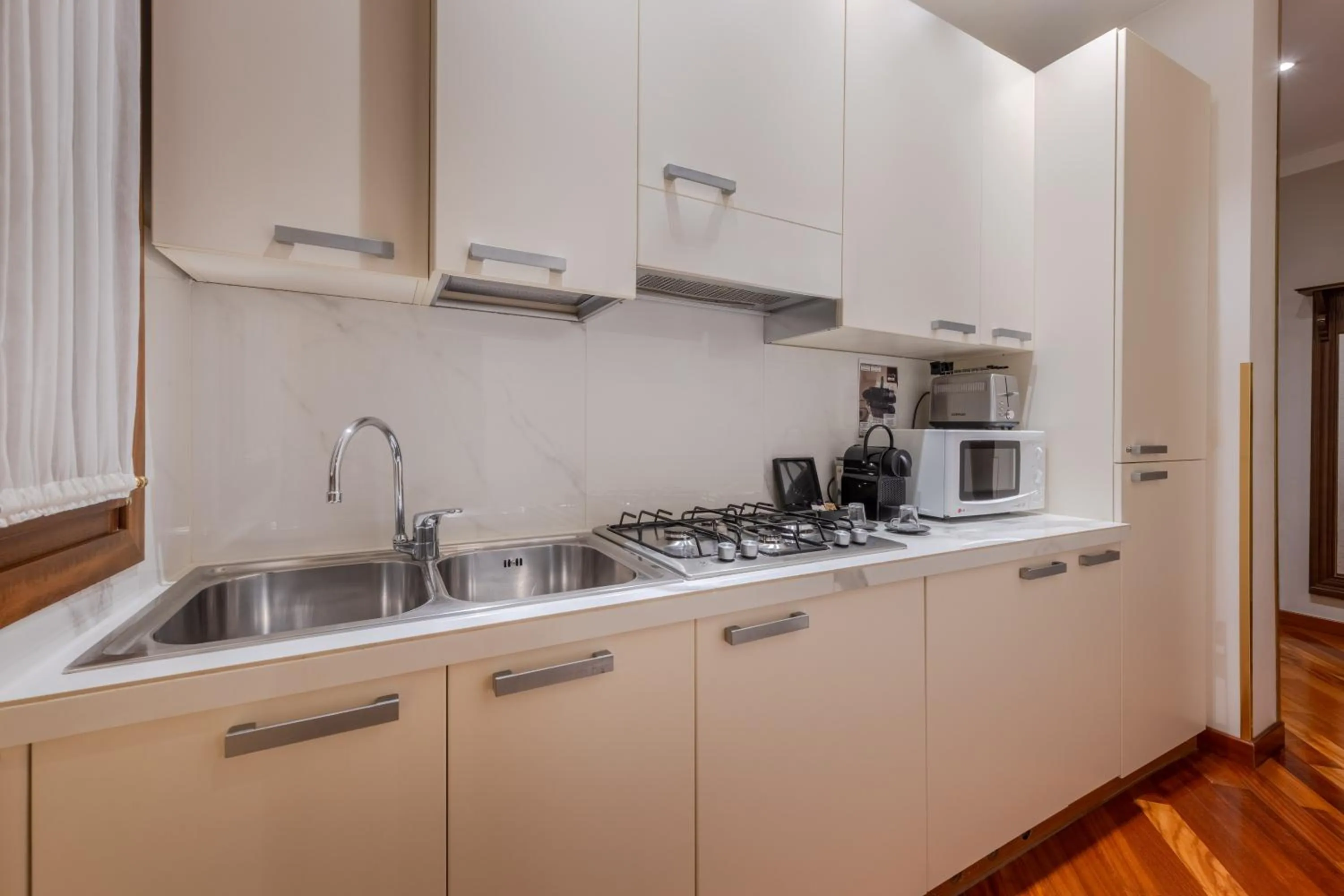 kitchen in Cà dell'arte Suite