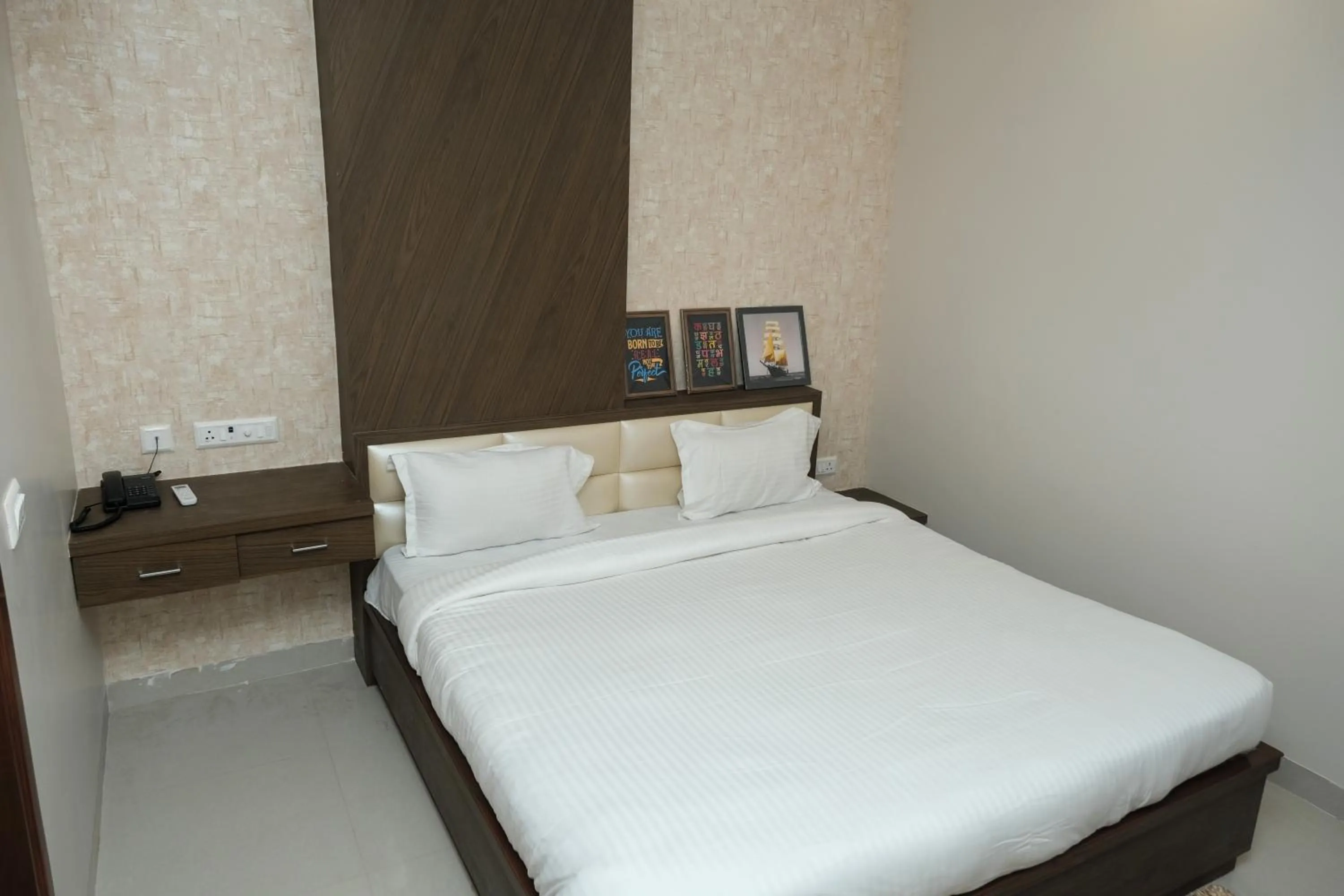 Bedroom, Bed in Hotel Singh Comfort Inn