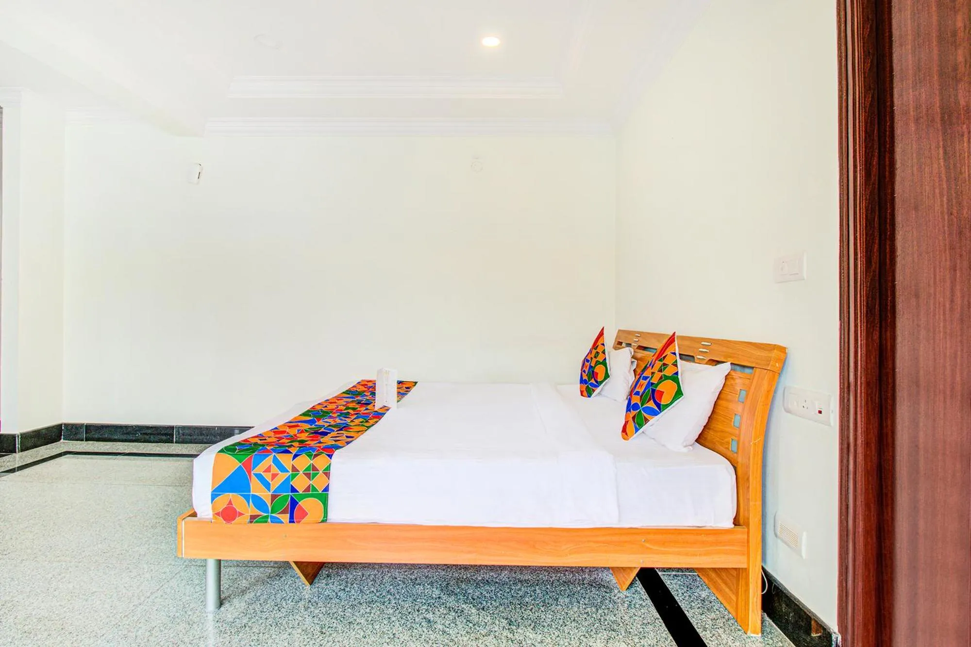 Bed in FabHotel Emara Grand - HAL Old Airport Road