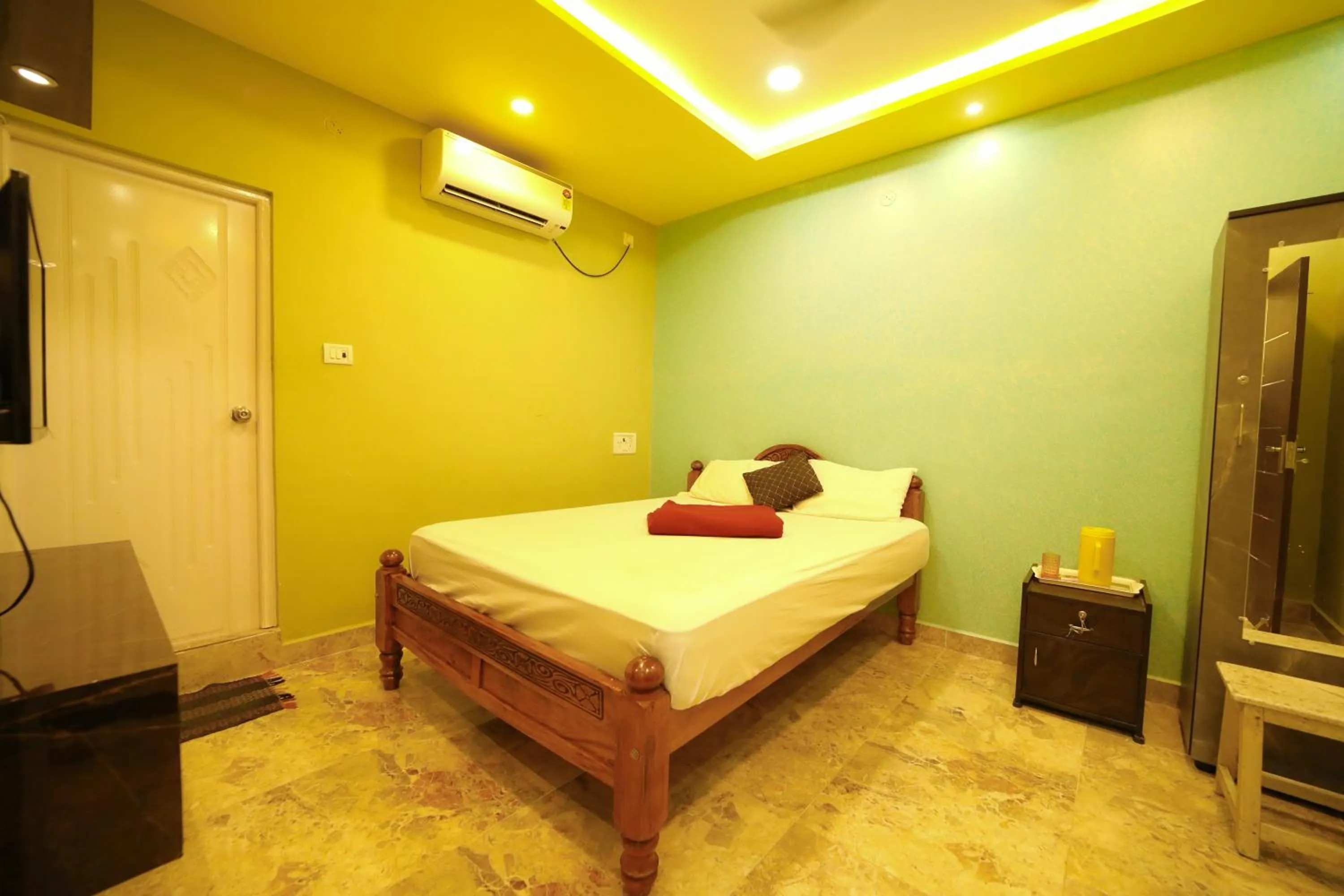 Bed in DayLight Stay