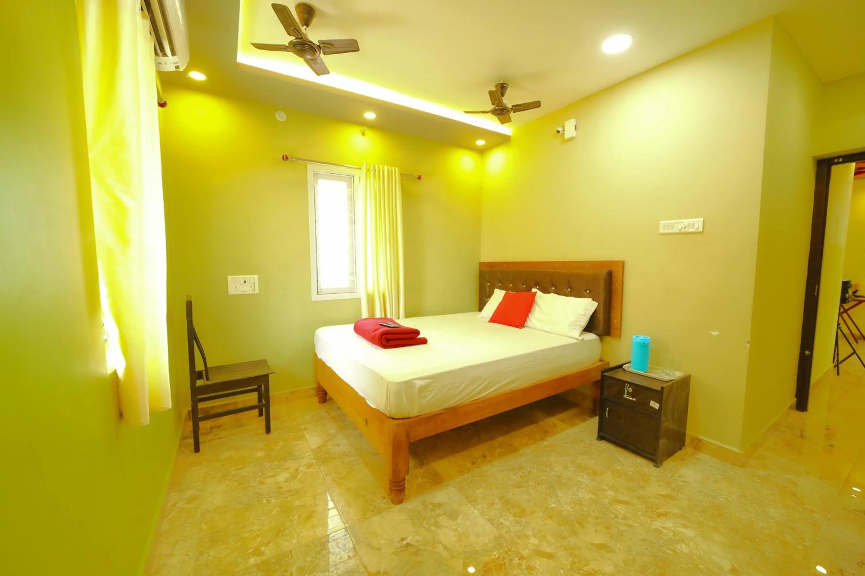 Bed in DayLight Stay