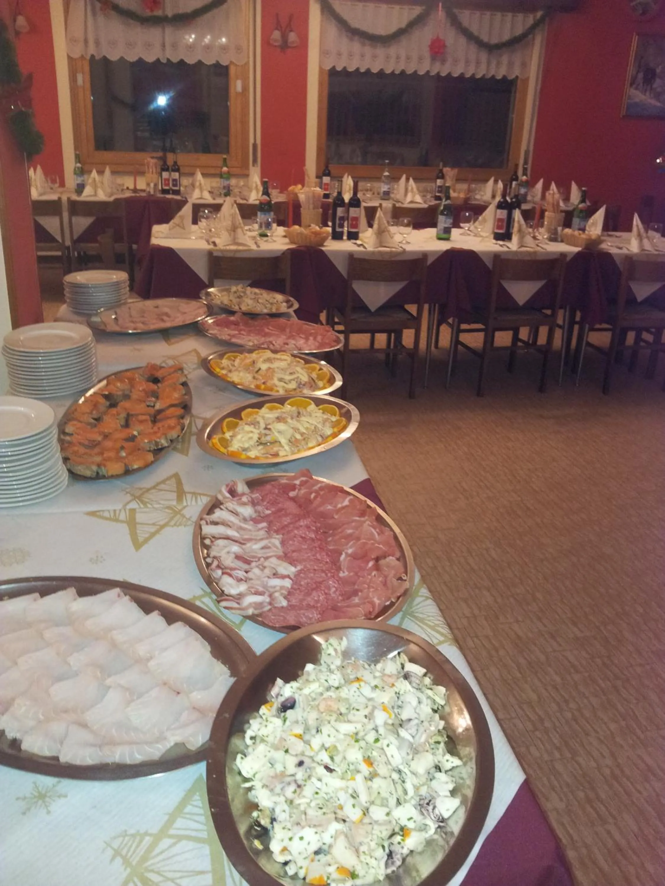 Restaurant/places to eat in Mondo D'Oro