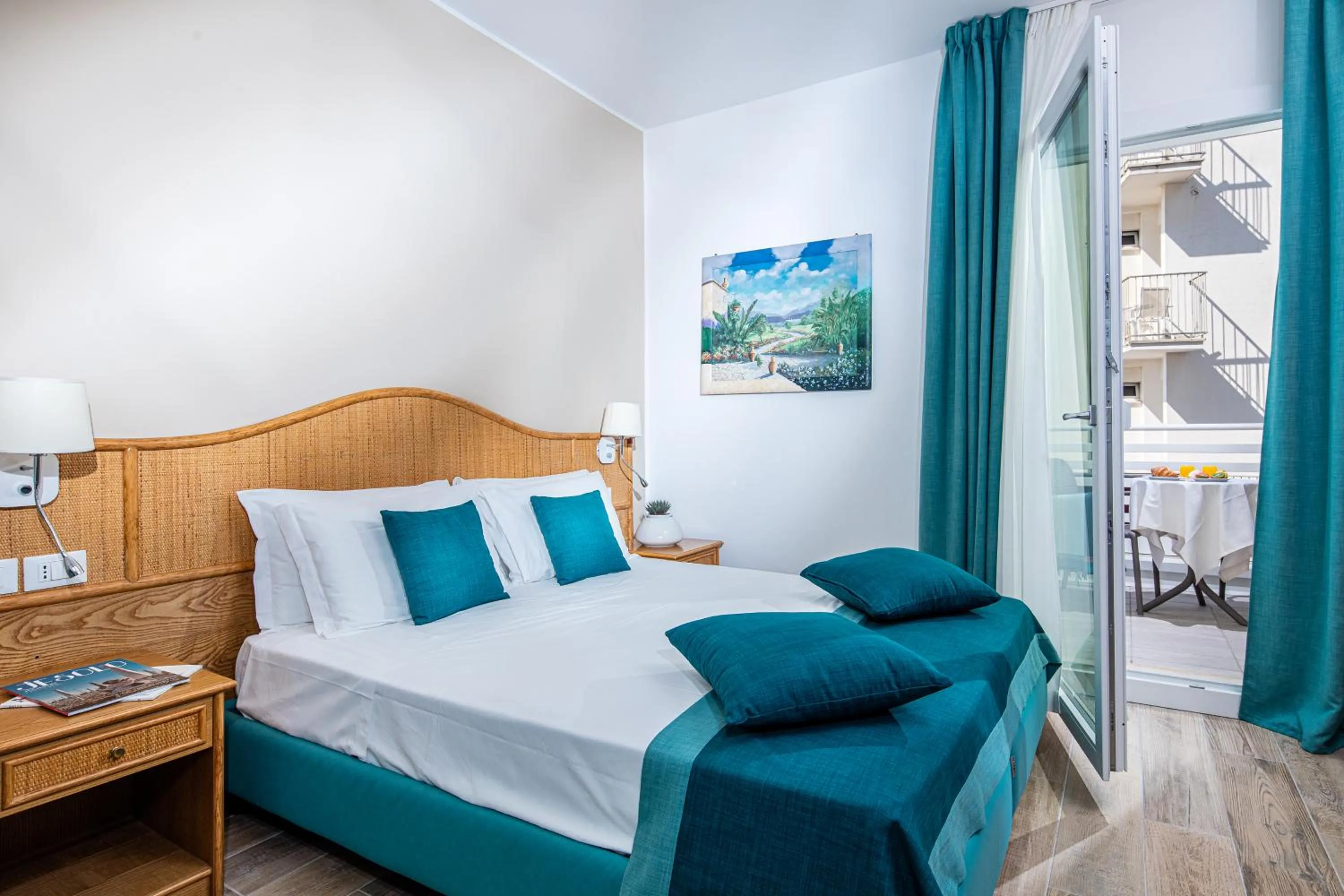 Bed in Hotel Capitol