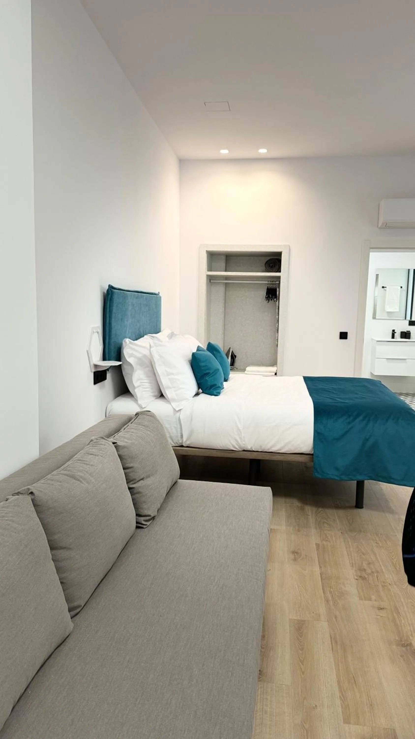 Bed in Apart-hotel Happy Life