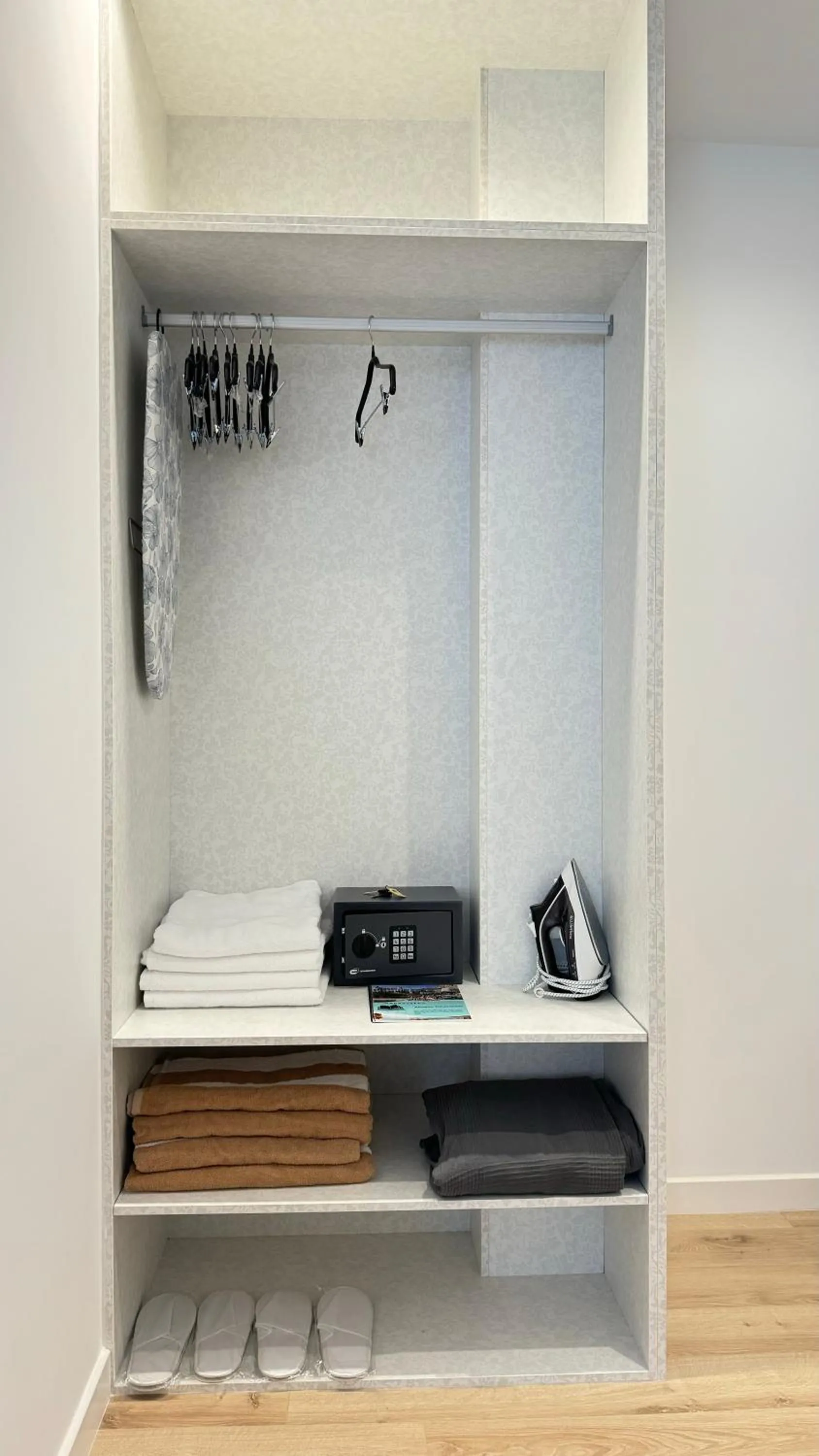 furniture in Apart-hotel Happy Life