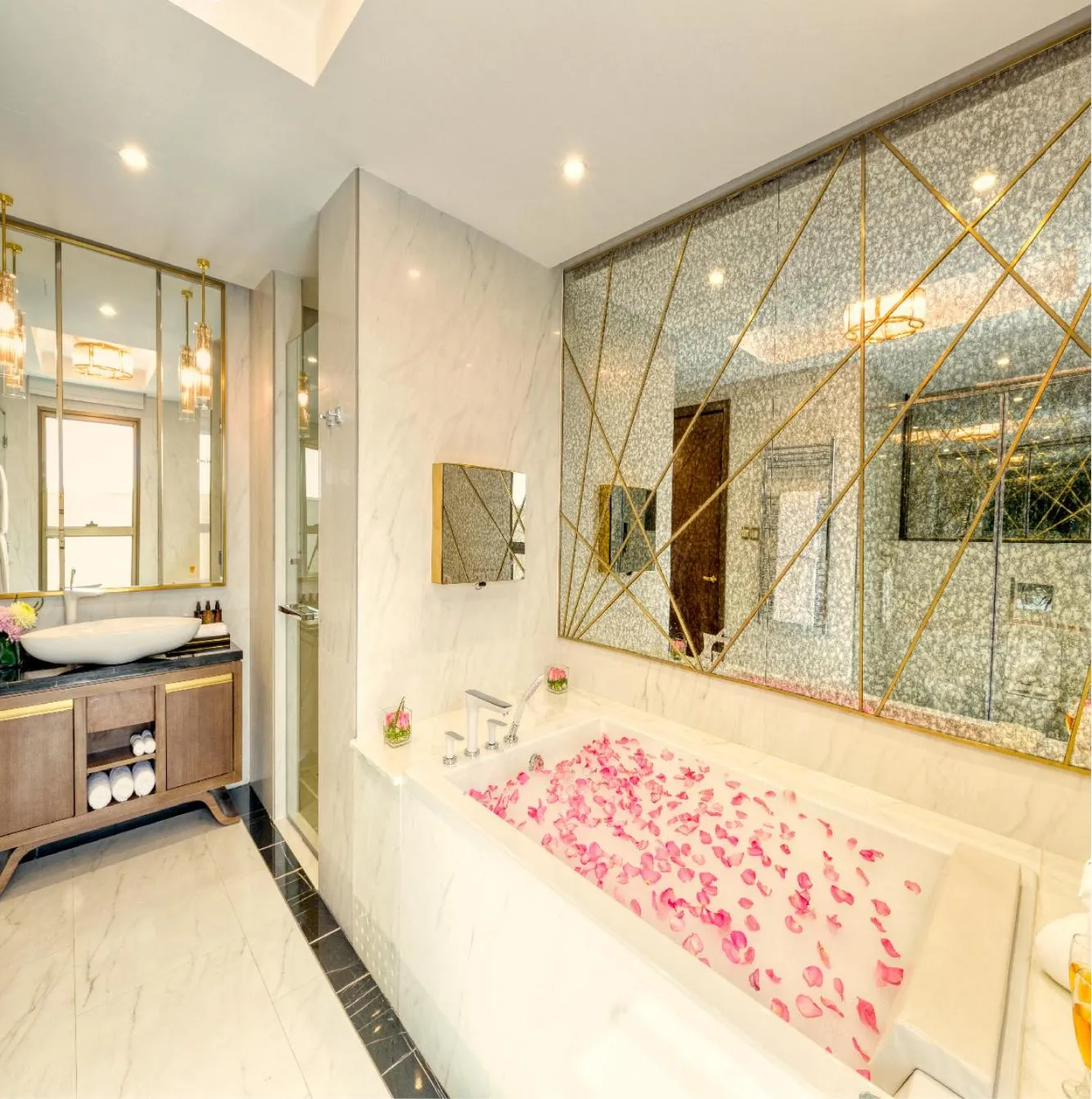 Bath in Joudyan Olaya Riyadh By Elaf