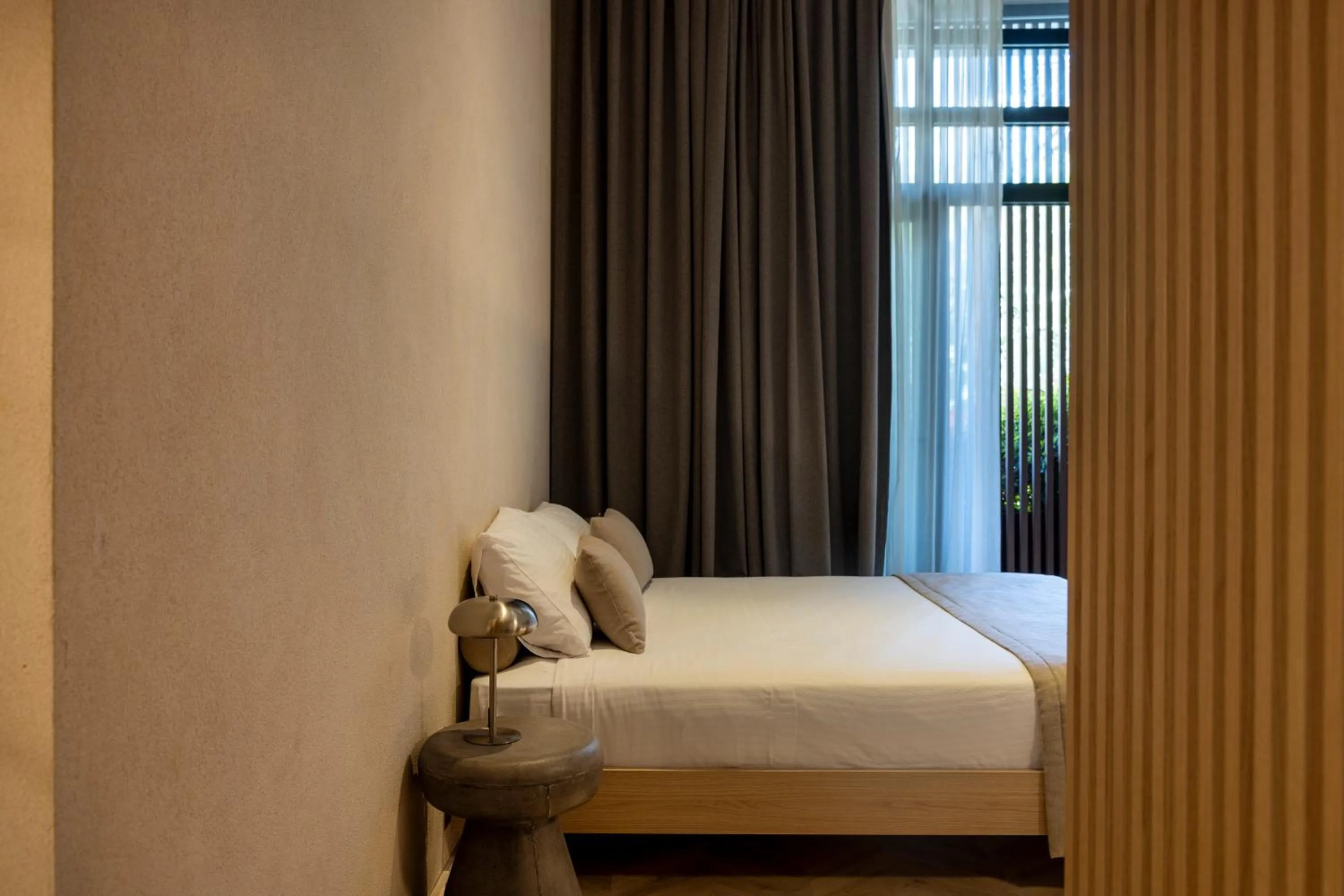 Bed in The Newel Psychiko