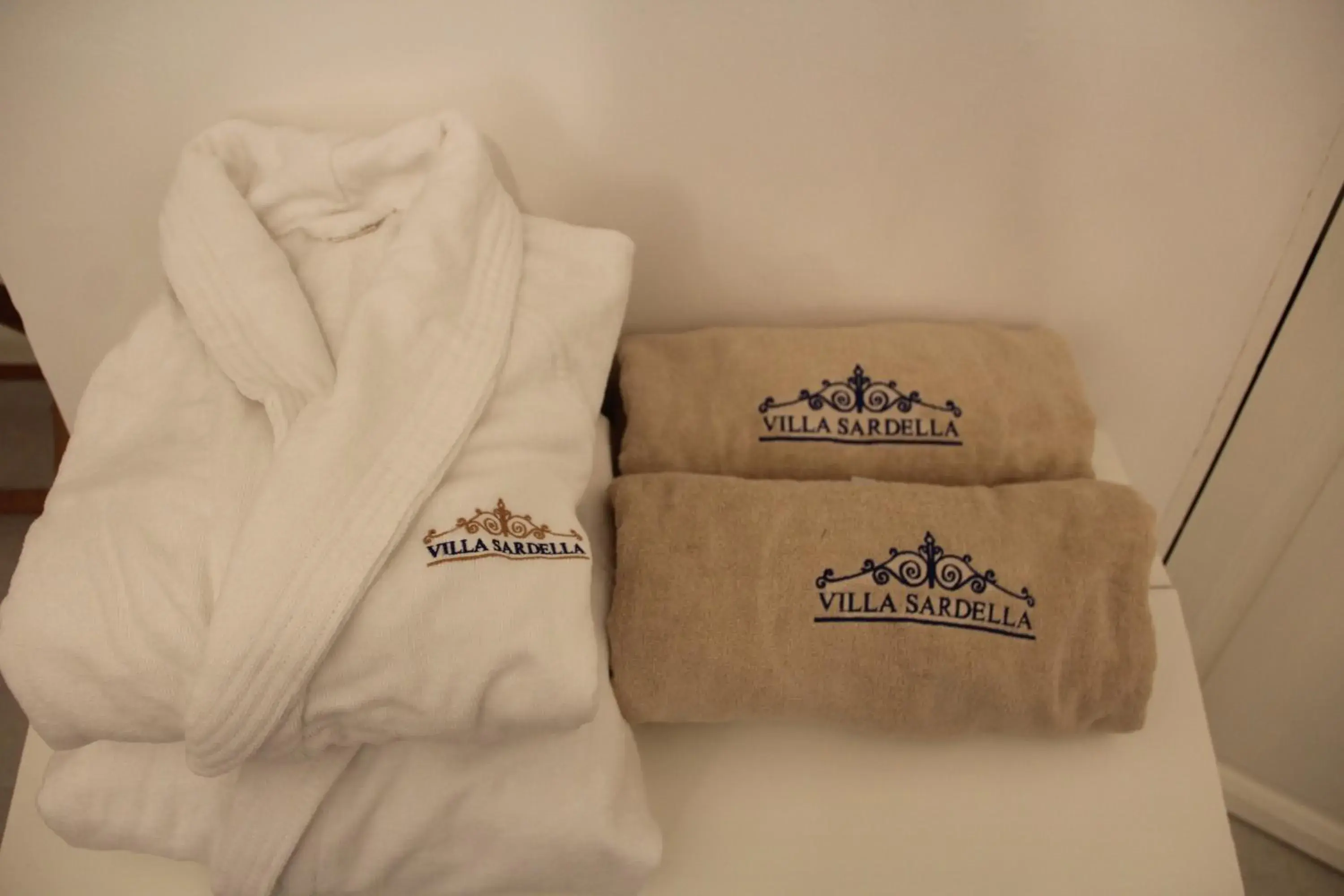 Family Suite in Villa Sardella Family Suite in Villa Sardella