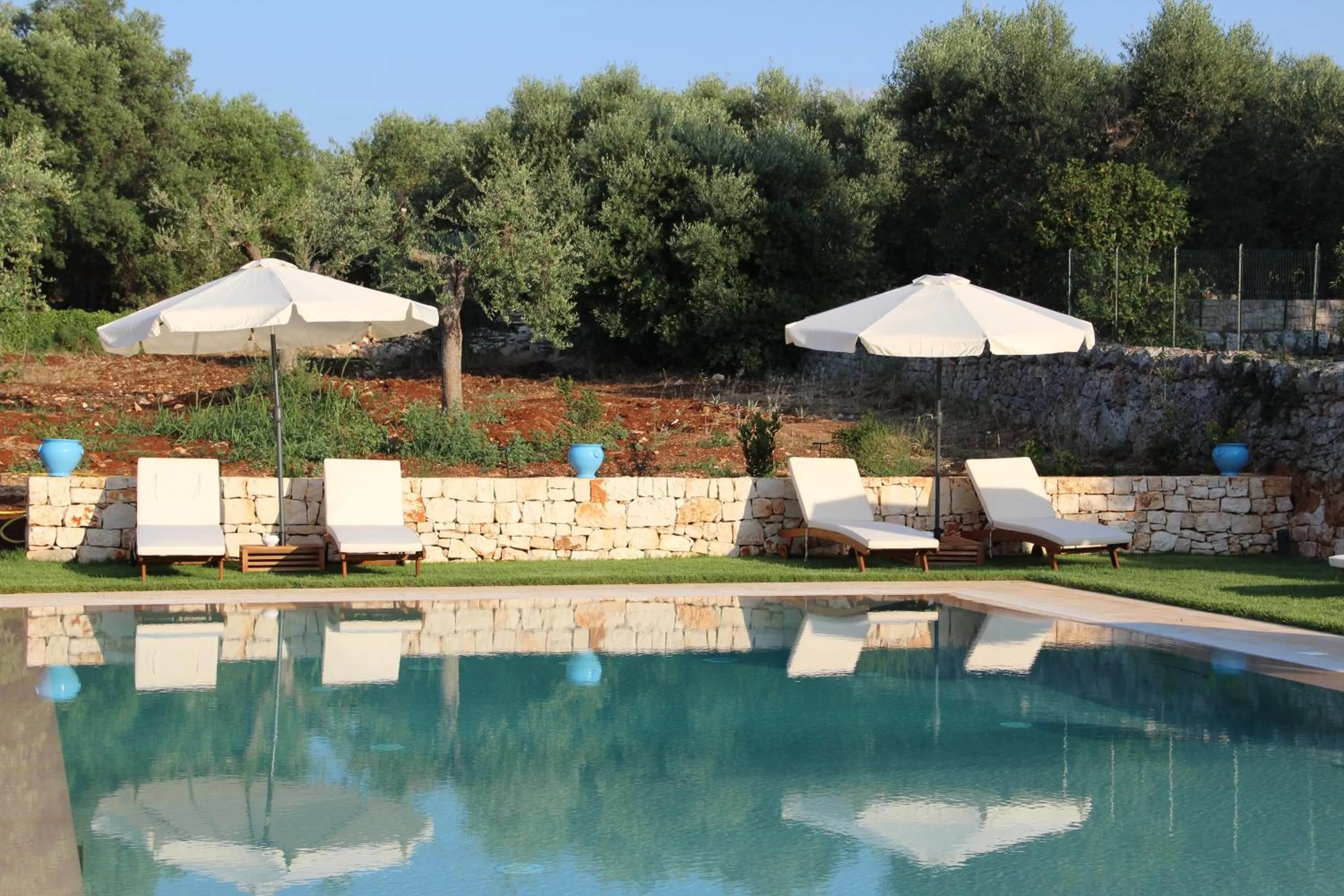 Pool view in Villa Sardella