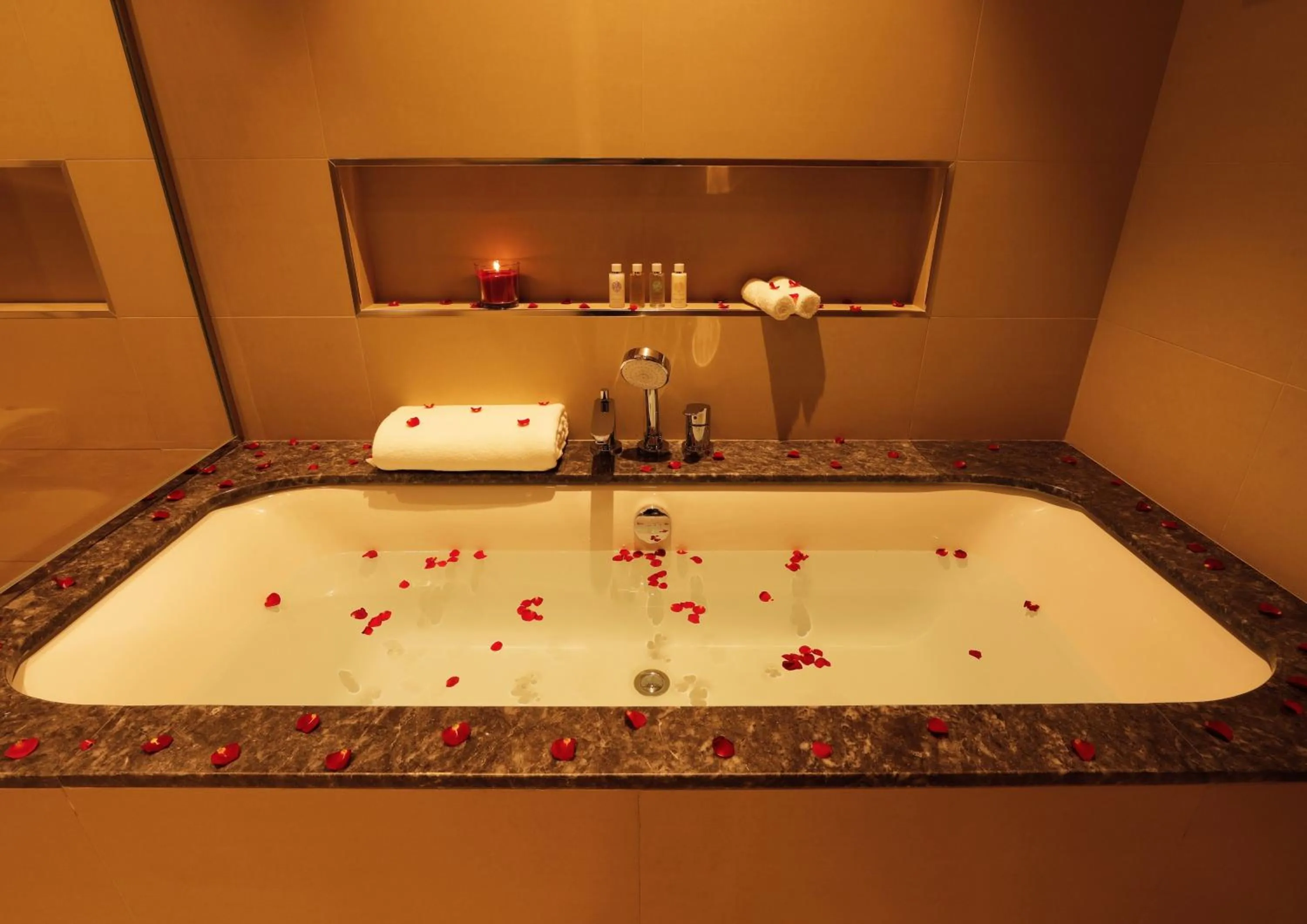 Bathroom in Elegant Apartment with Direct access to Dubai Mall