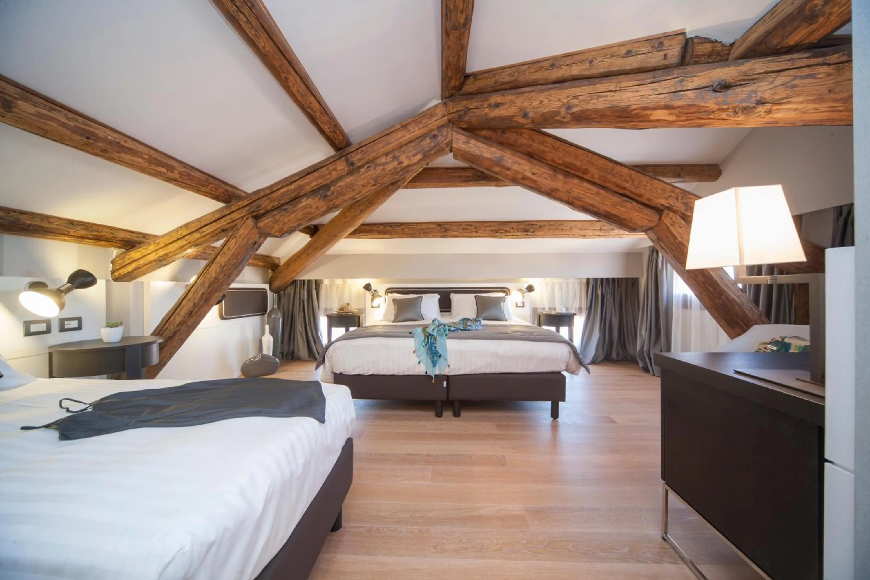 Bed in Hotel Grande Italia