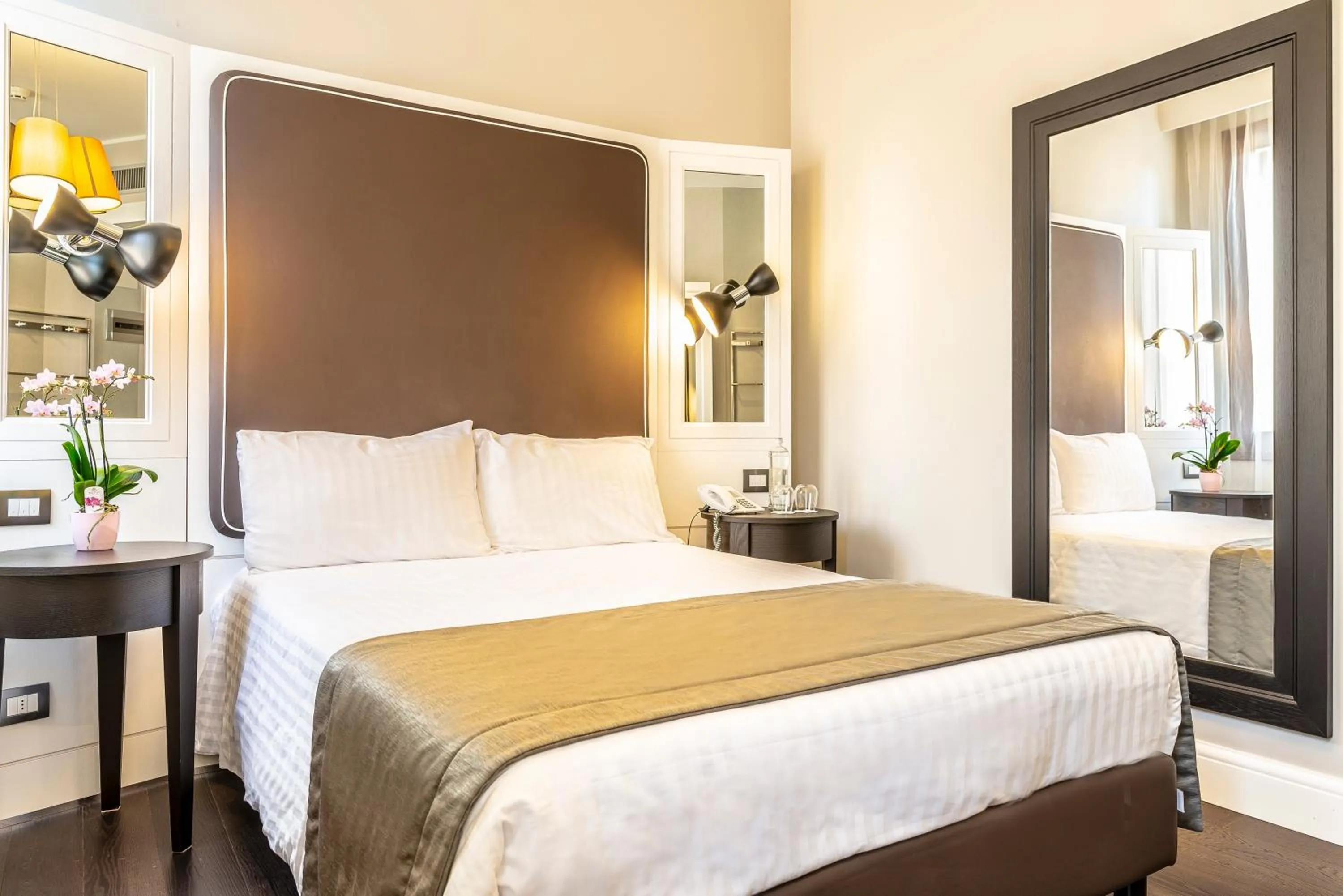 Bed in Hotel Grande Italia