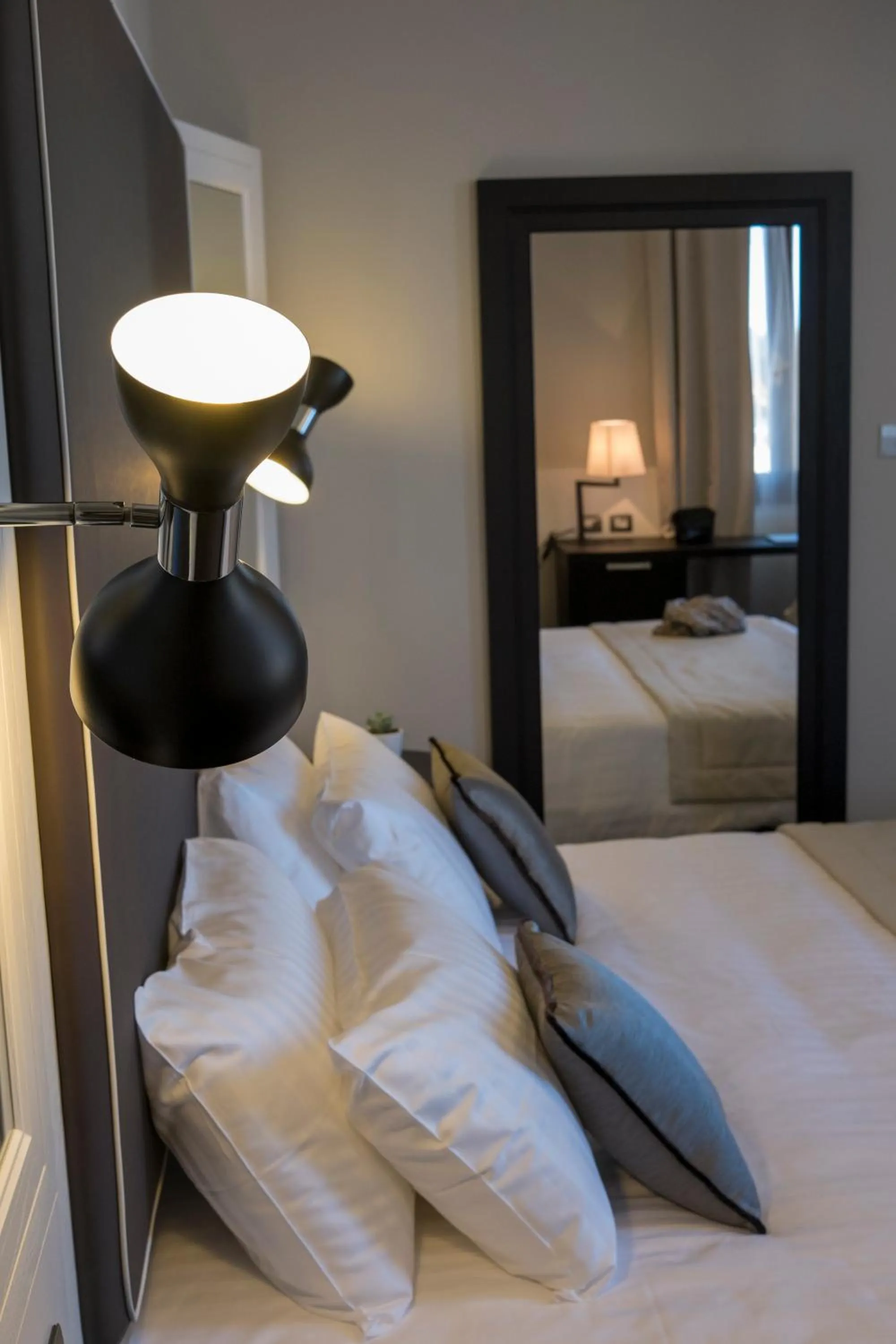 Bed in Hotel Grande Italia