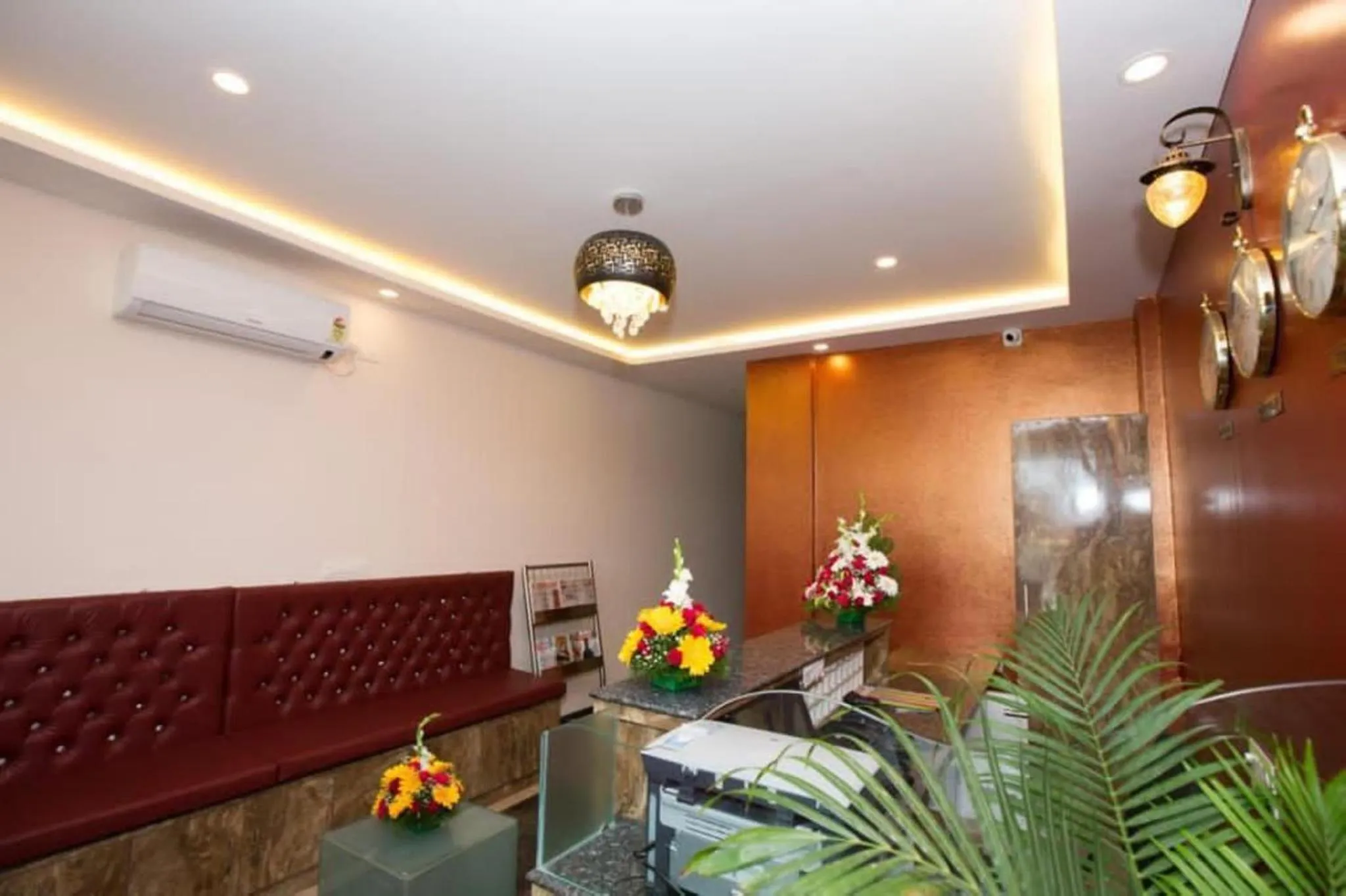 Lobby or reception in HOTEL VIJAYA LAKSHMI RESIDENCY - YESHWANTHPUR