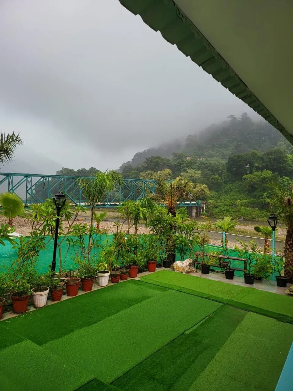 Garden view in MR River Resort - Mohanchatti Rishikesh