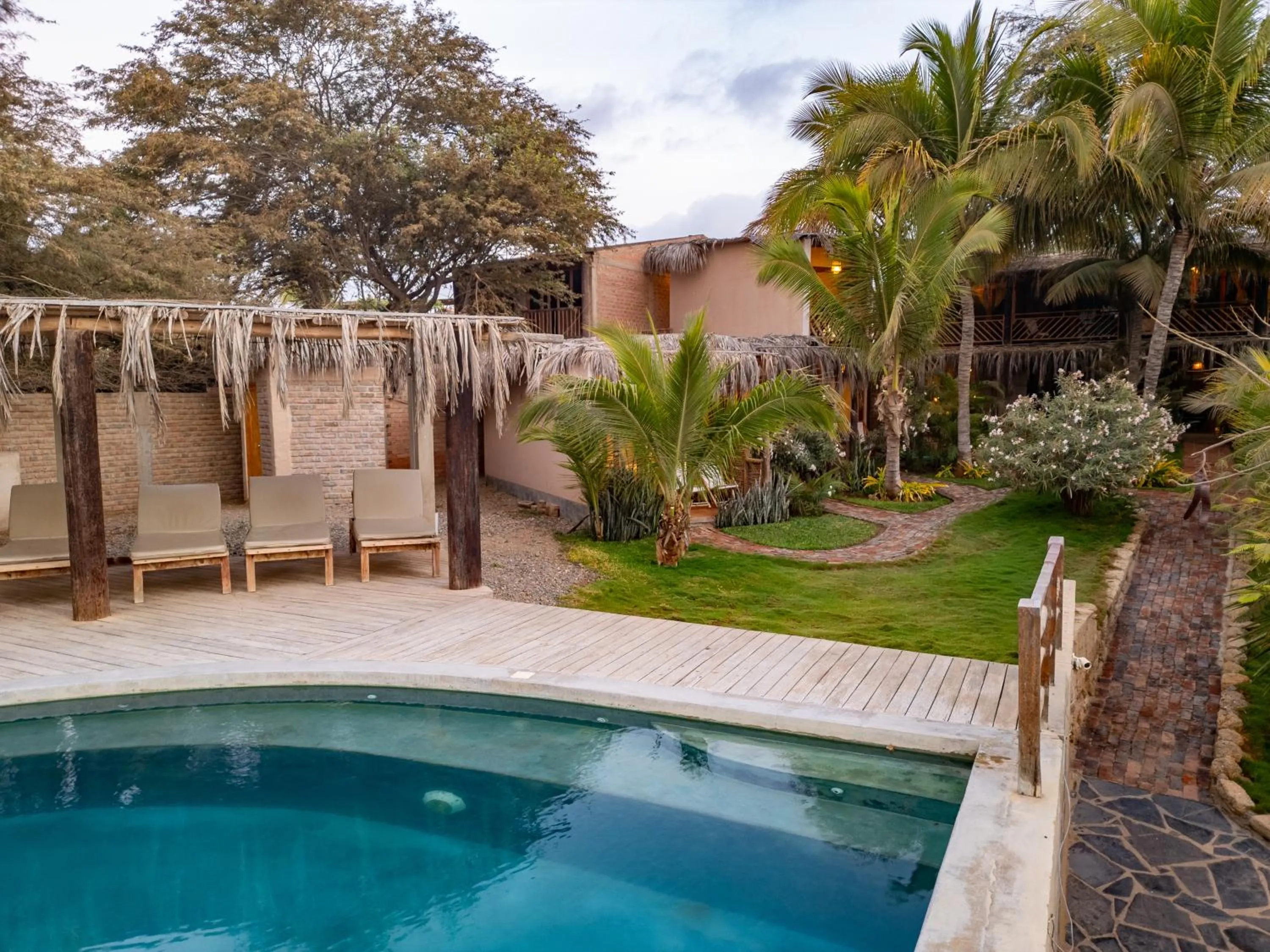 Swimming pool in Hospedaje La Quebrada