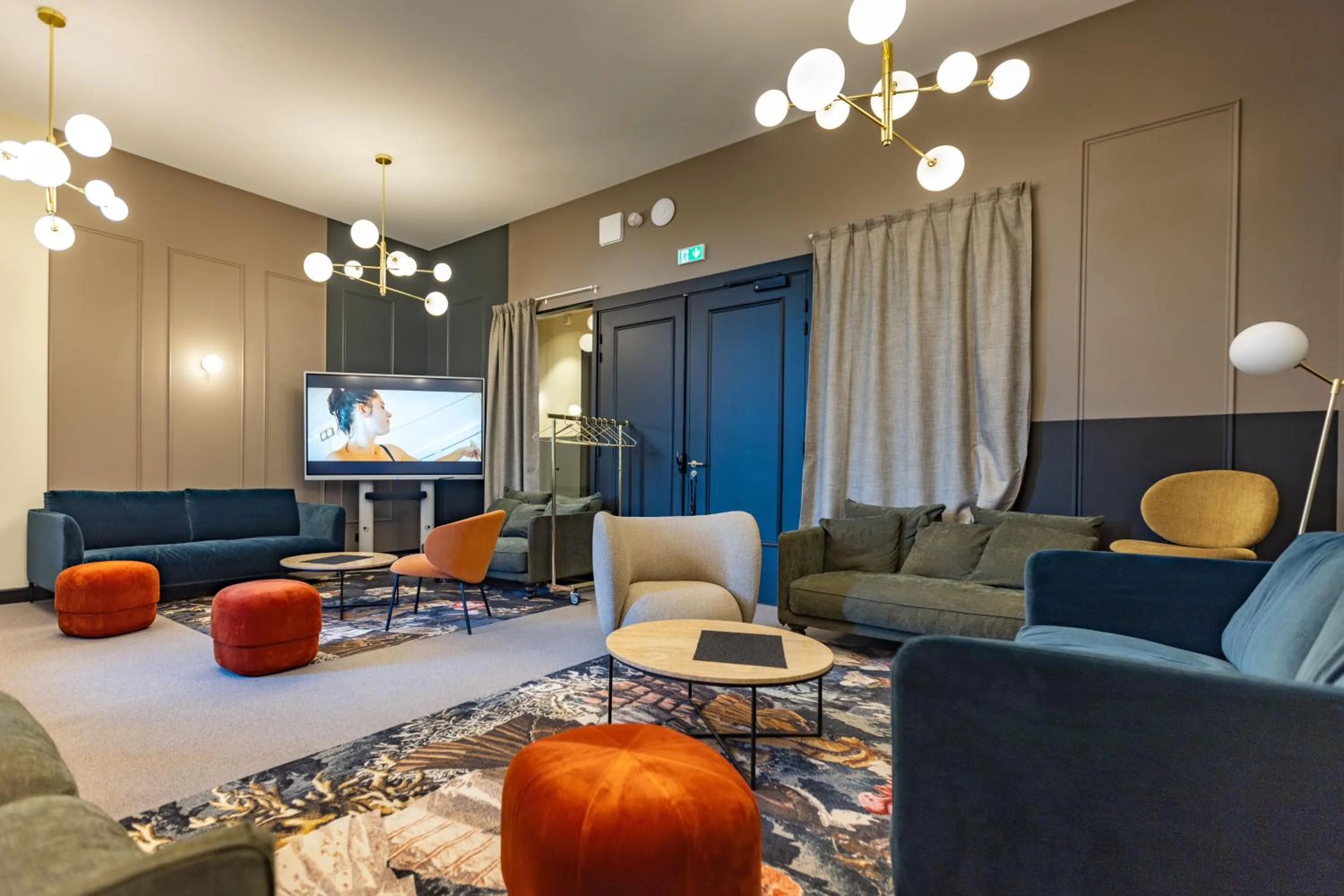 Seating area in L'EssenCiel