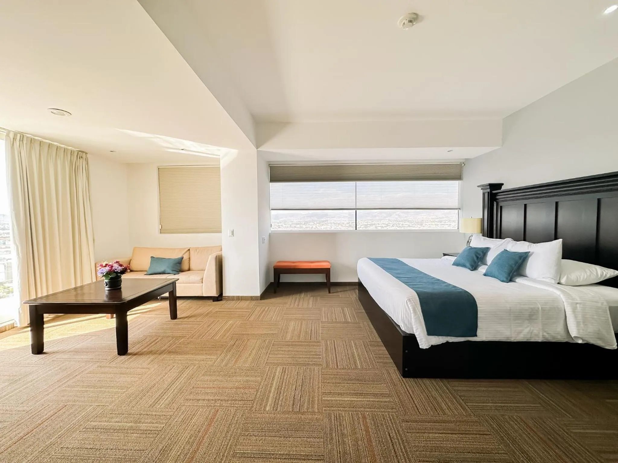 Photo of the whole room, Bed in Hotel Stadium Leon