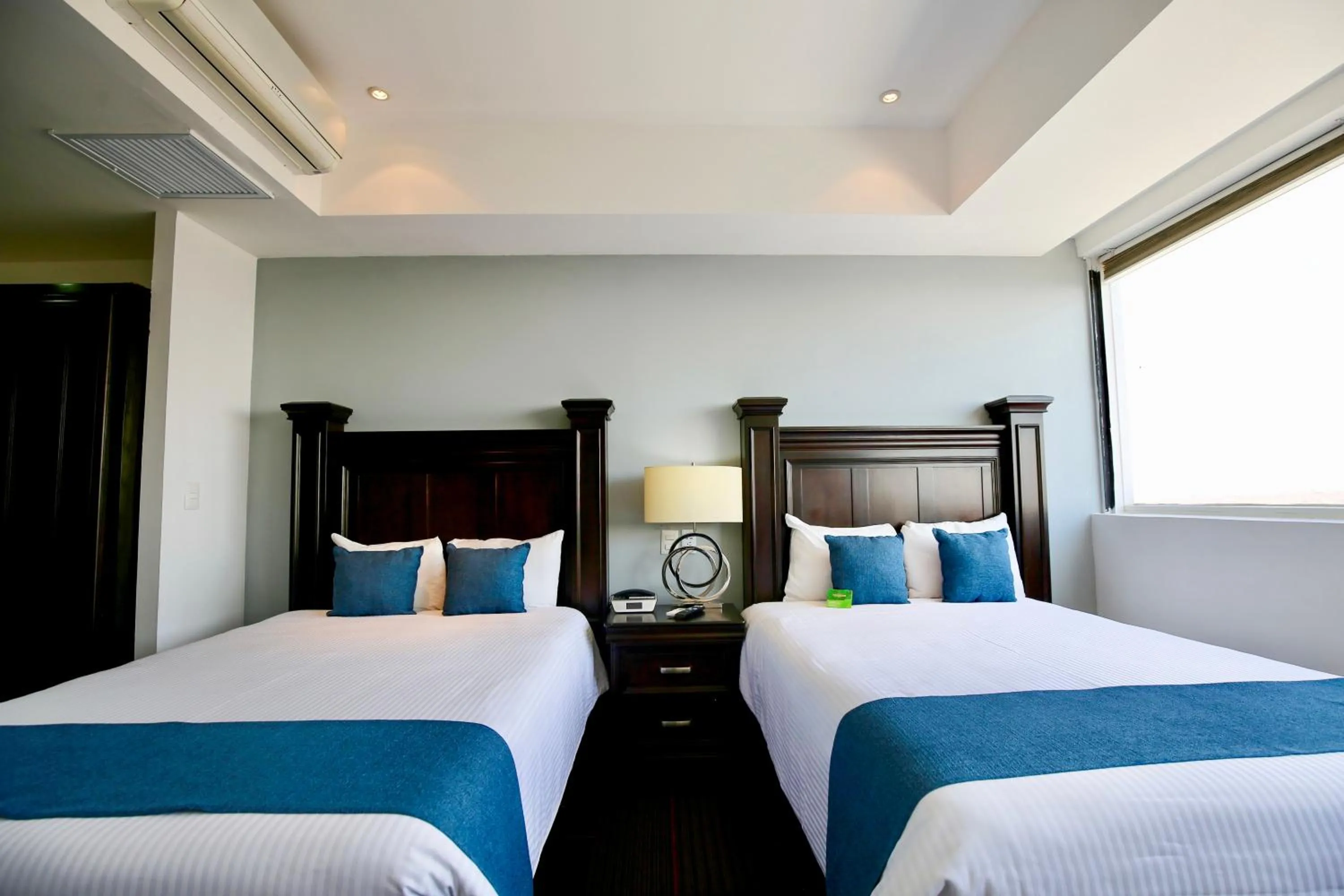 Bedroom, Bed in Hotel Stadium Leon