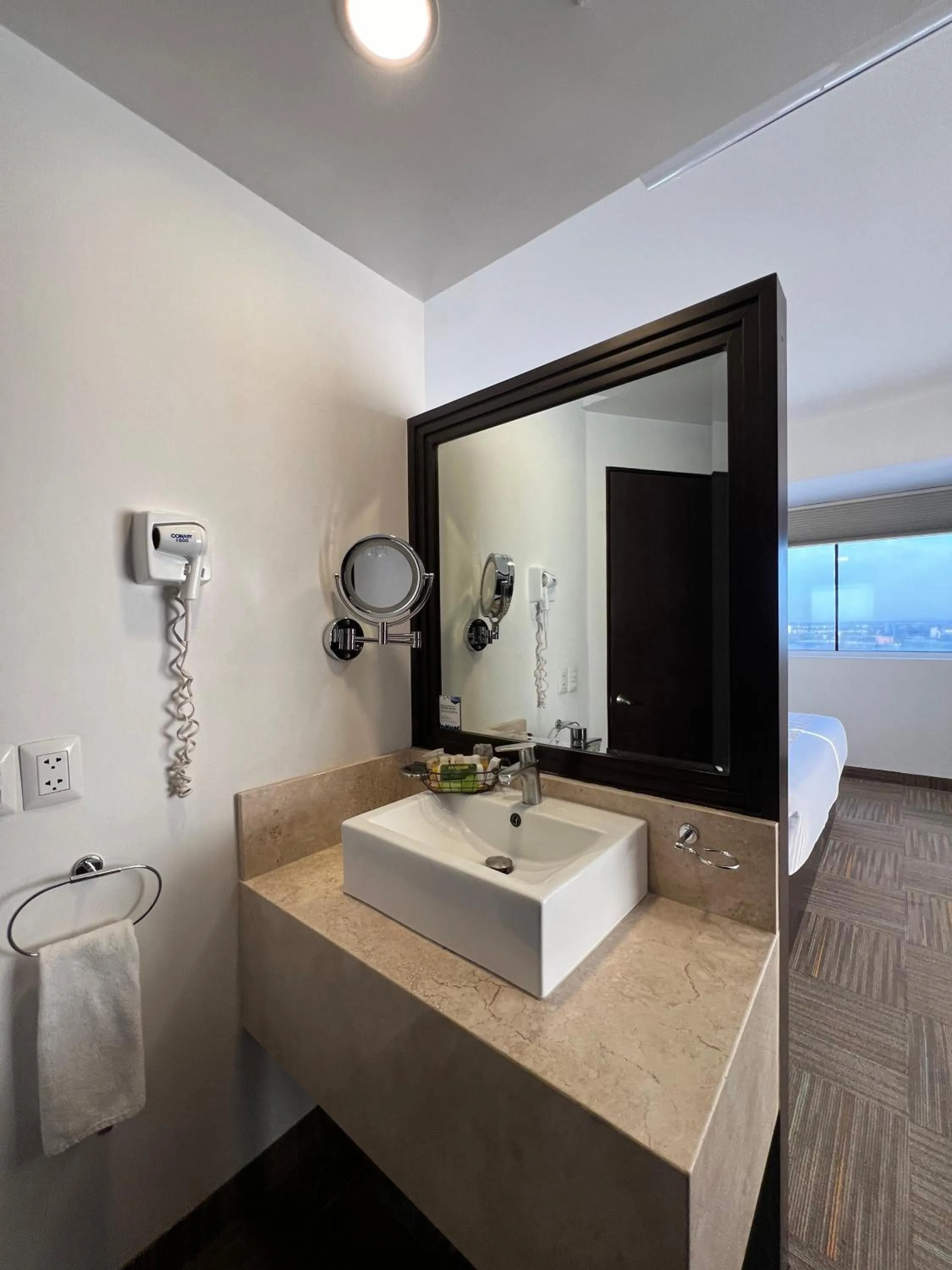 Bathroom in Hotel Stadium Leon