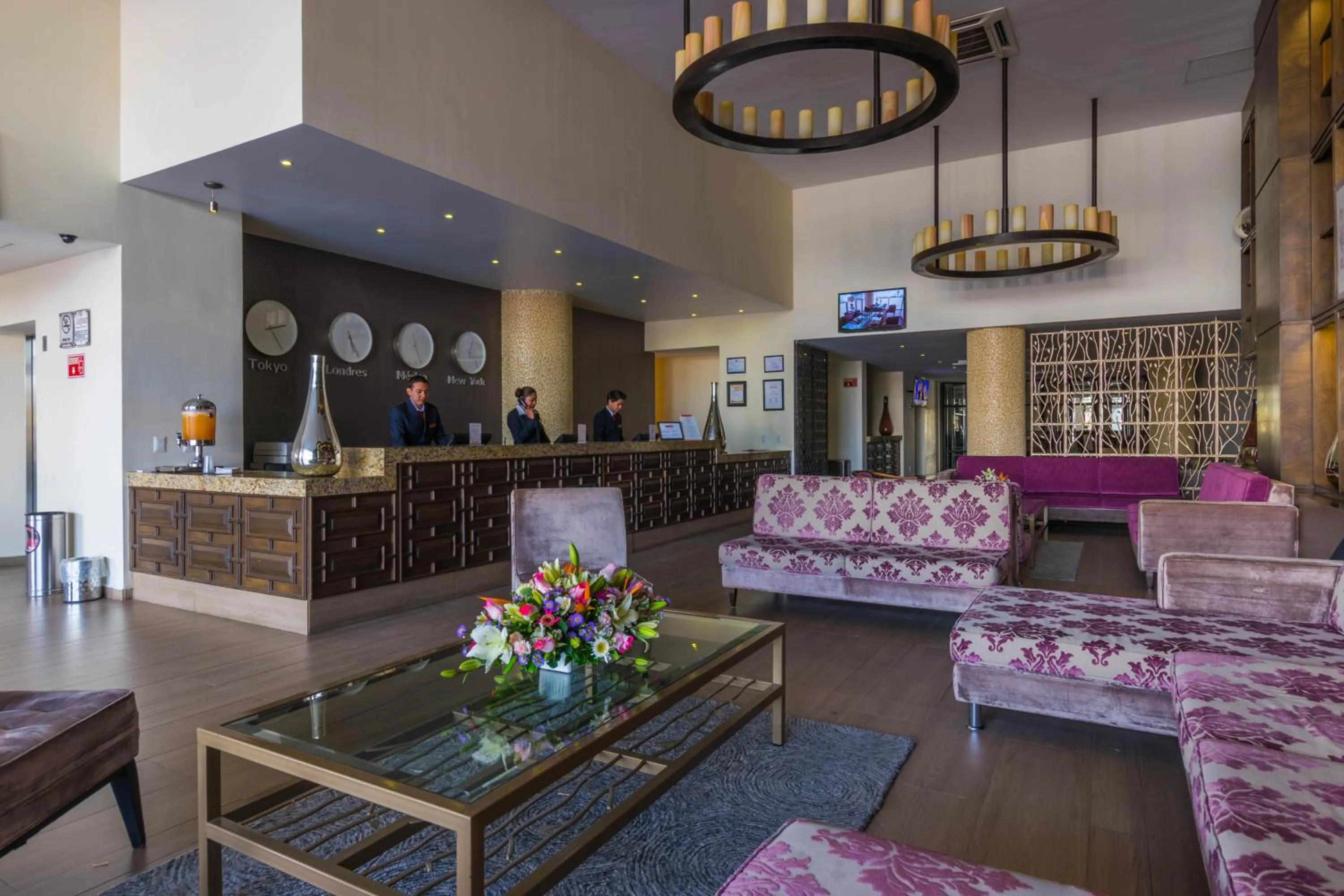 Lobby or reception in Hotel Stadium Leon