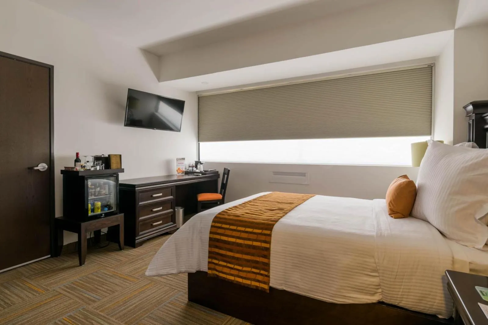 TV and multimedia, Bed in Hotel Stadium Leon