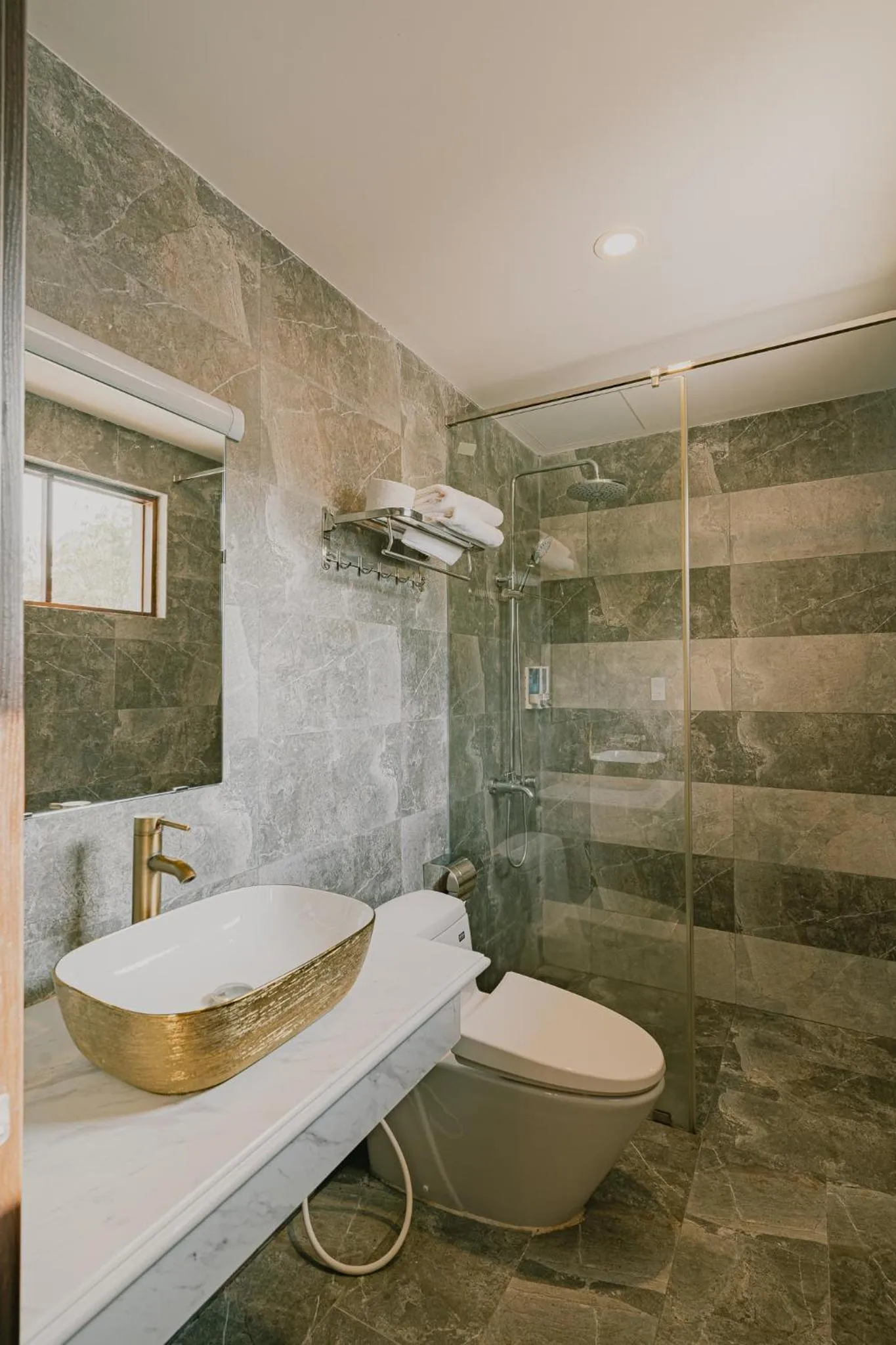 Toilet in Valentina Resort & Spa Phu Quoc