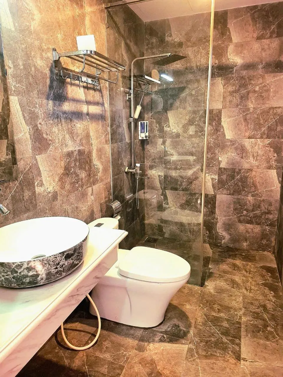 Toilet in Valentina Resort & Spa Phu Quoc