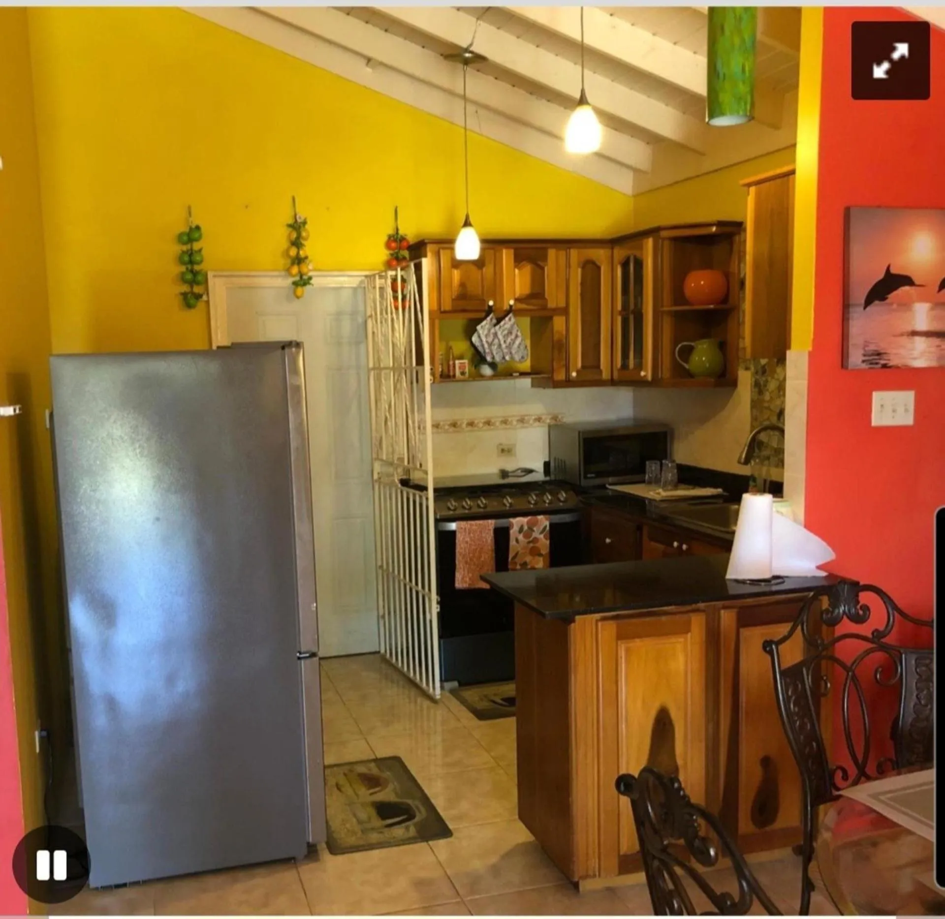 2 Bed-Sleeps 4-Gated community-5 Min Town Centre