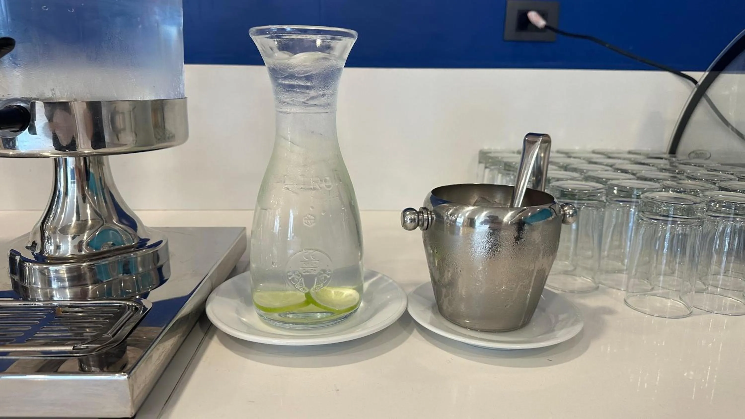 Breakfast in Diego de Almagro Providencia Express