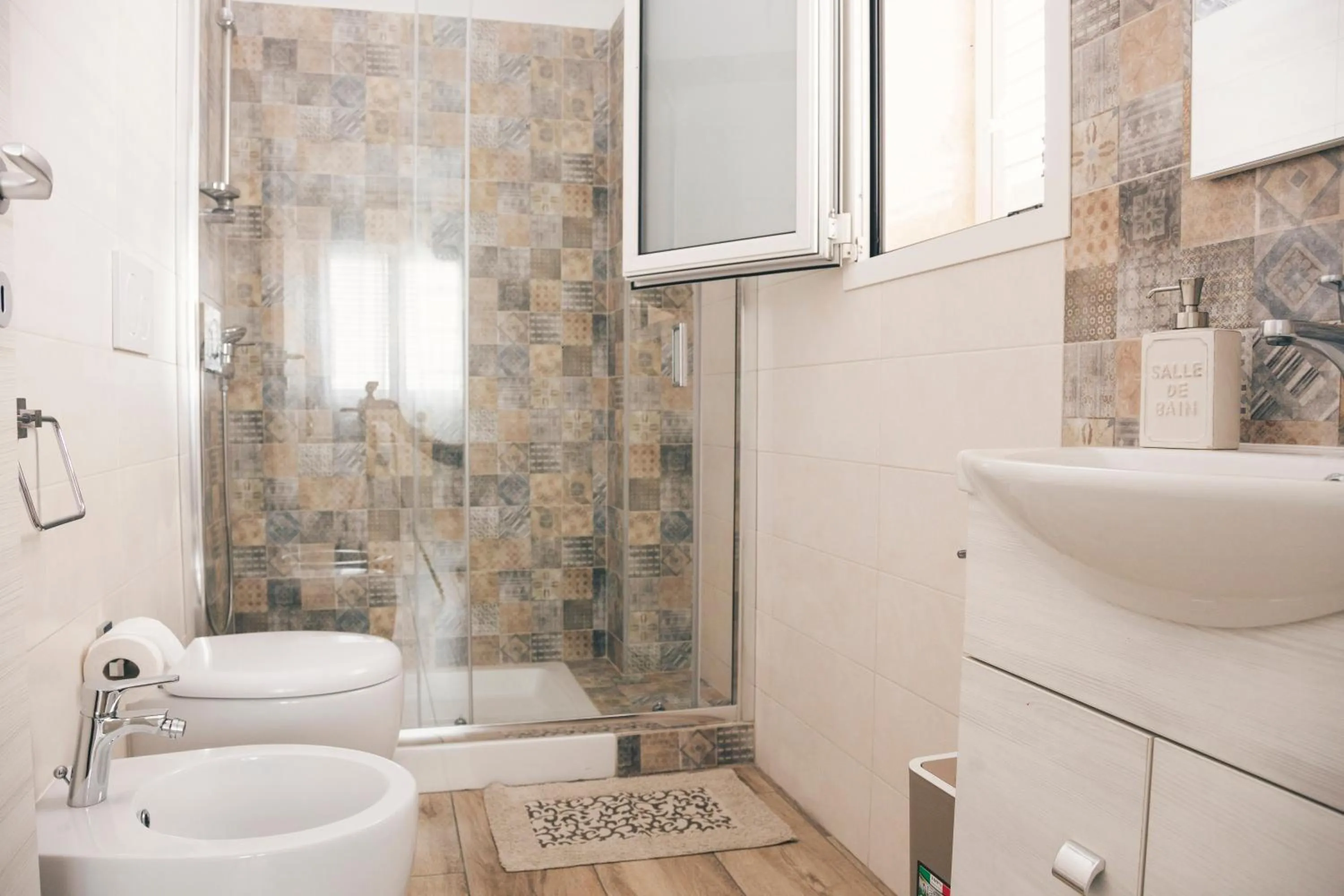 Bathroom in AP Apartment - Flats&Rooms Gallipoli