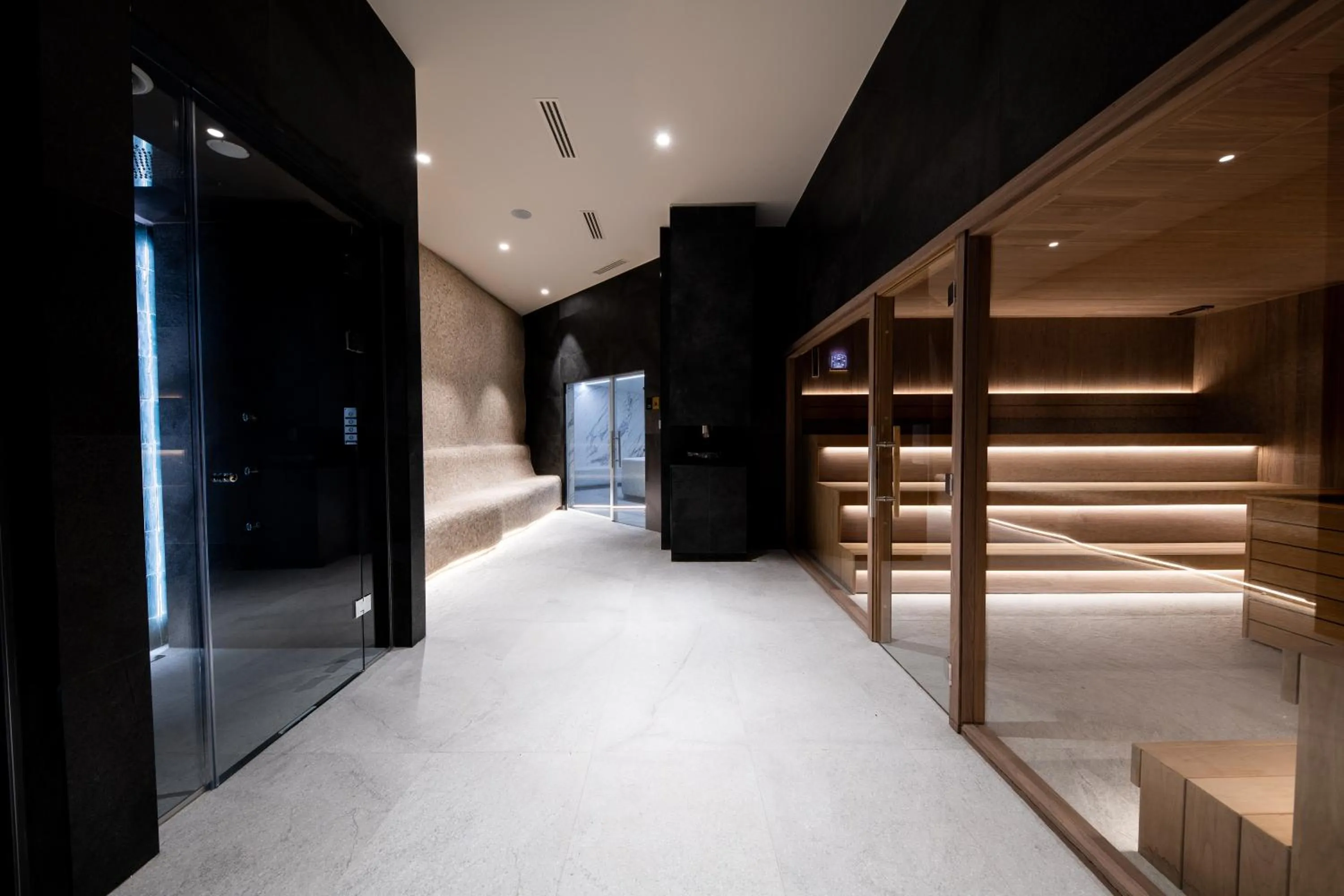 Sauna in Aparthotel Woodside by Anaya