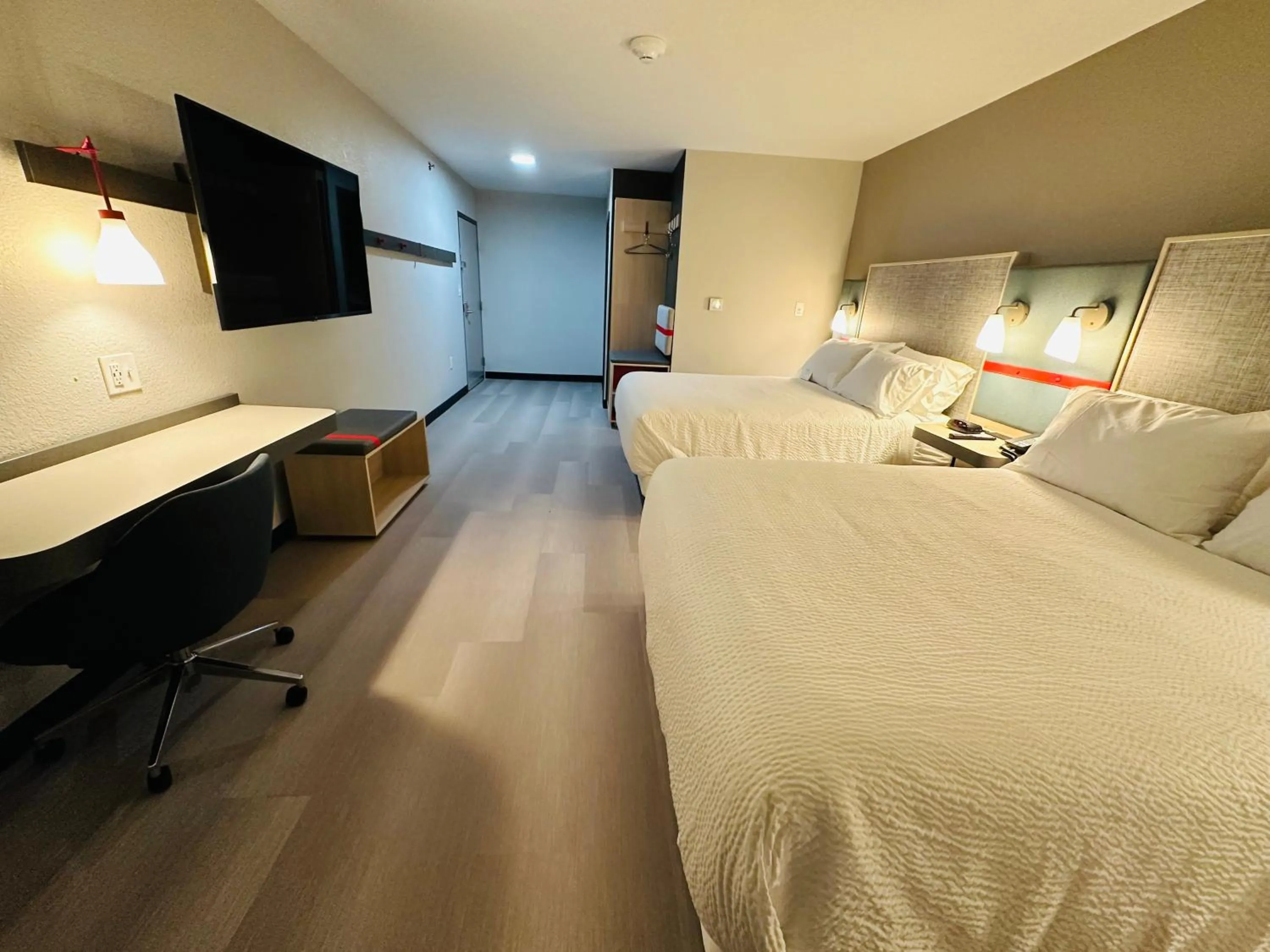 AVID Hotels - Fort Wayne North by IHG