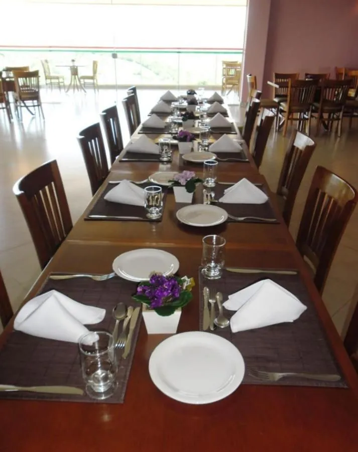 Restaurant/places to eat in Hotel Mirante São Brás