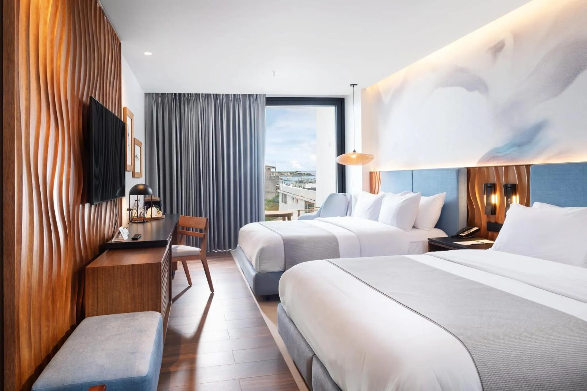 Photo of the whole room, Bed in Hotel Indigo - Galapagos by IHG