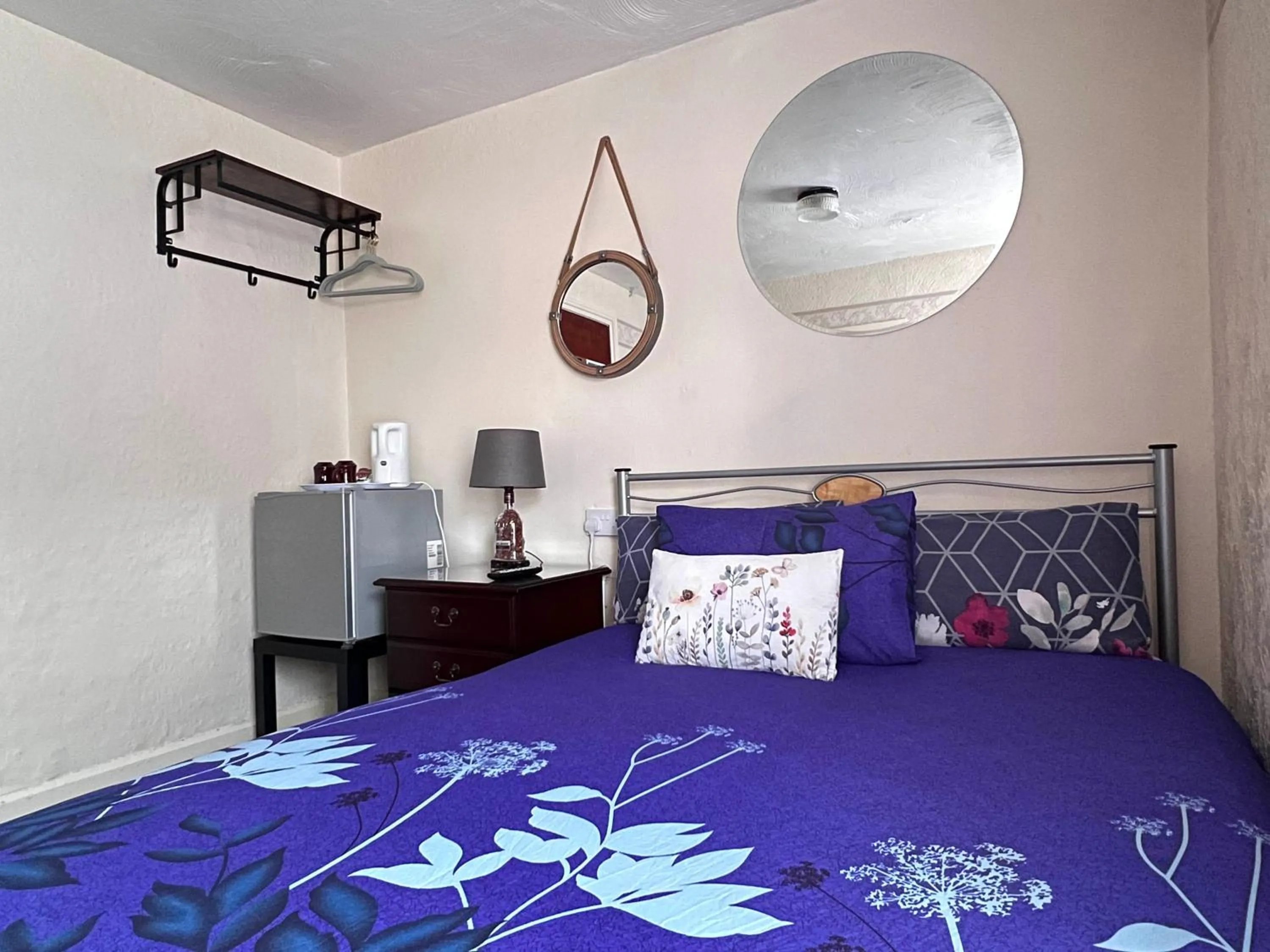 Photo of the whole room, Bed in Galaxy Hotel