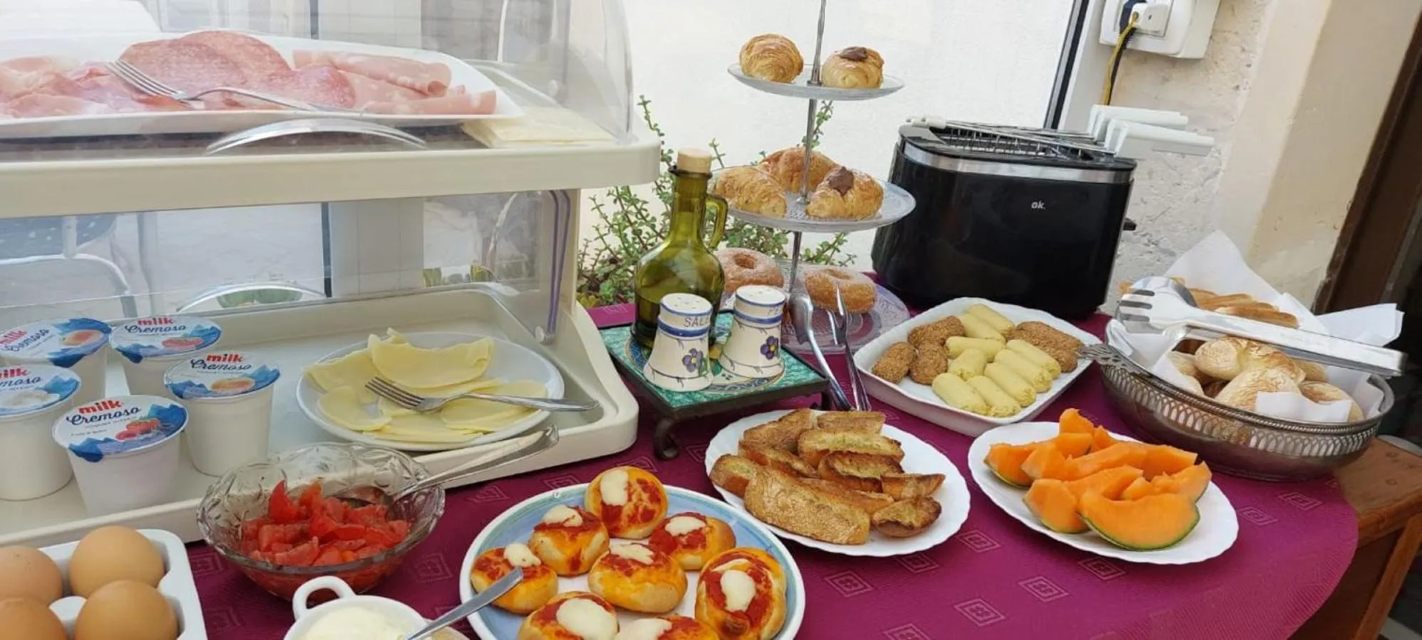 Buffet breakfast in Lakkios charming suites and rooms