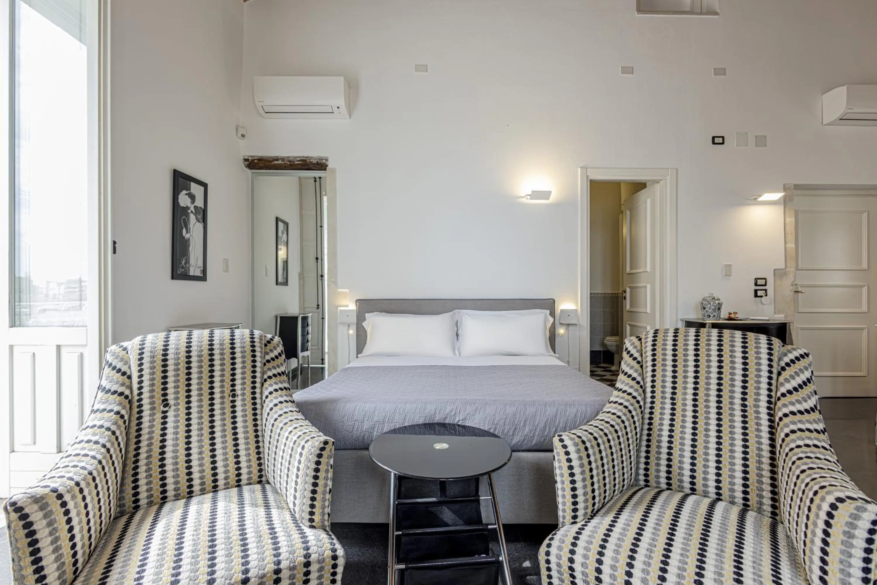 Bedroom, Bed in Lakkios charming suites and rooms