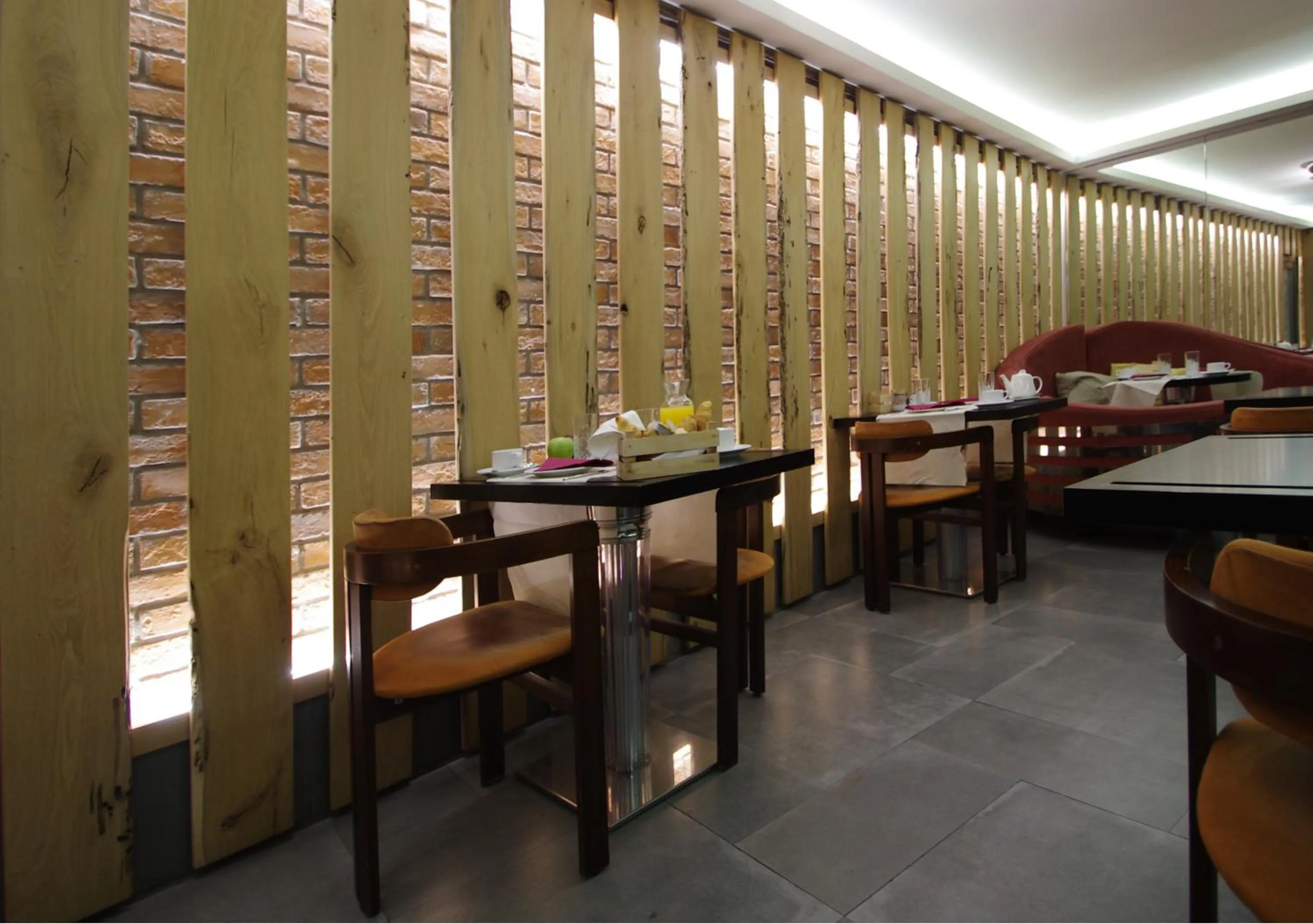 Restaurant/places to eat in Hotel Paganelli