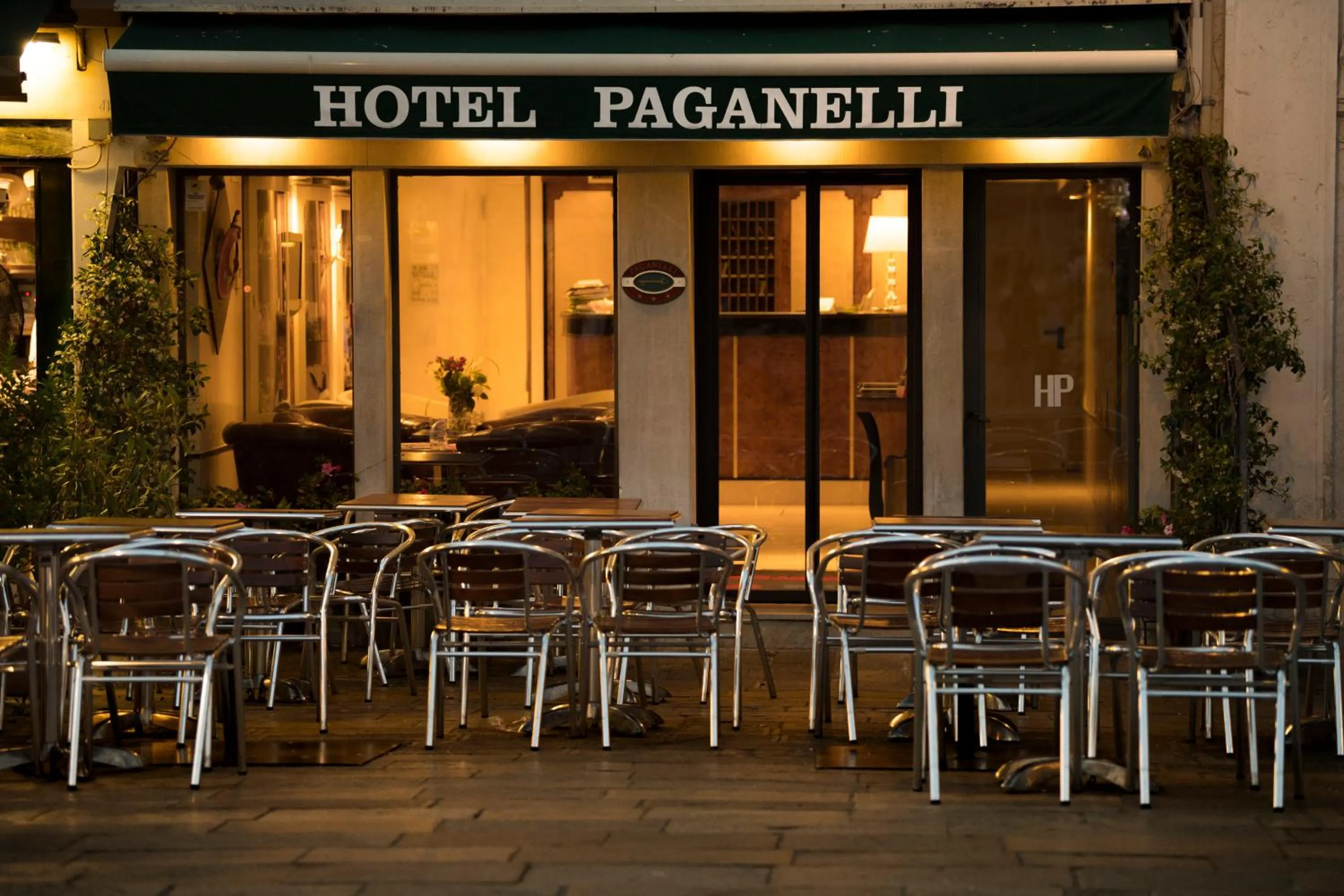 Facade/entrance in Hotel Paganelli