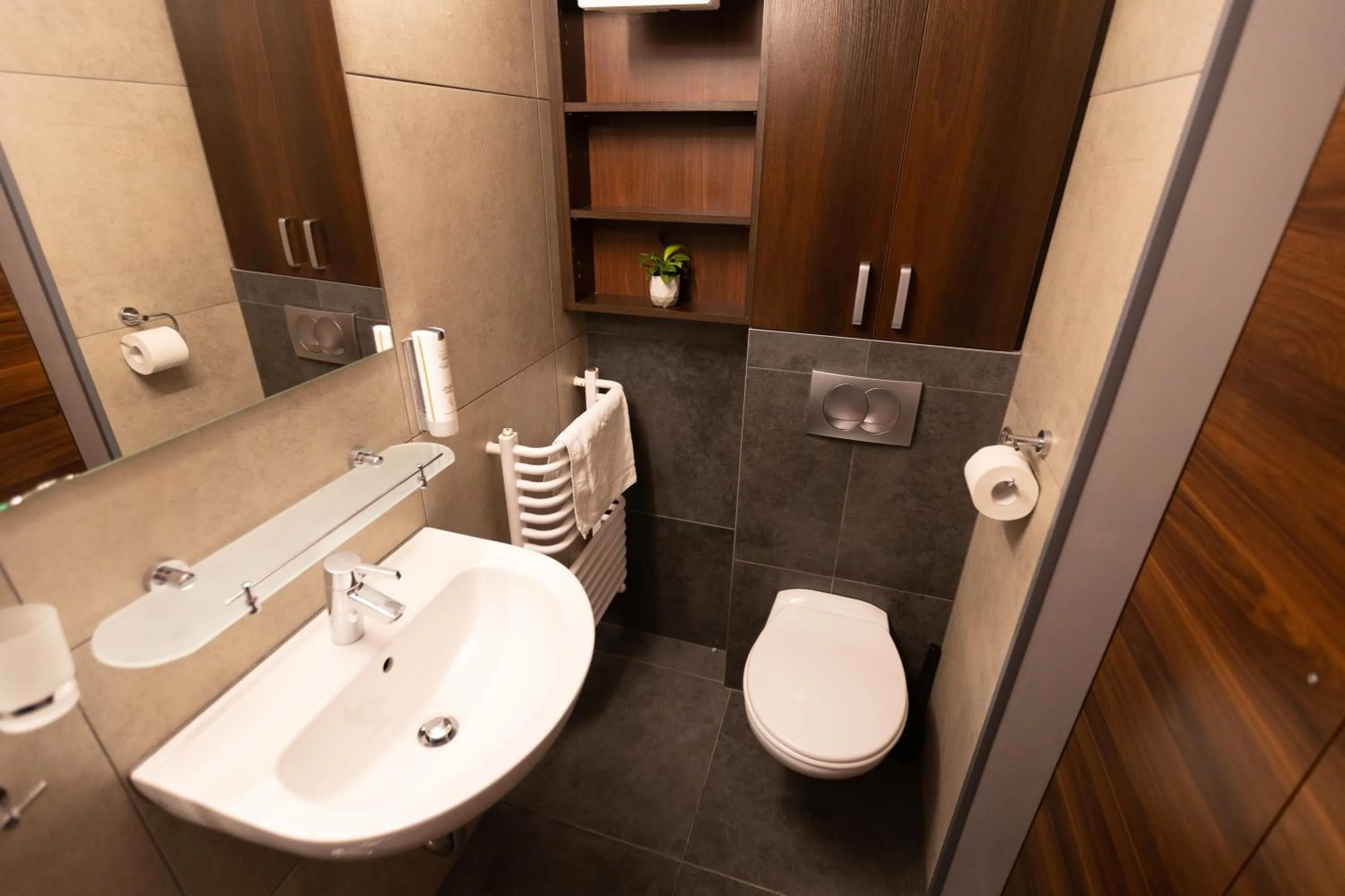 Toilet in Salve station