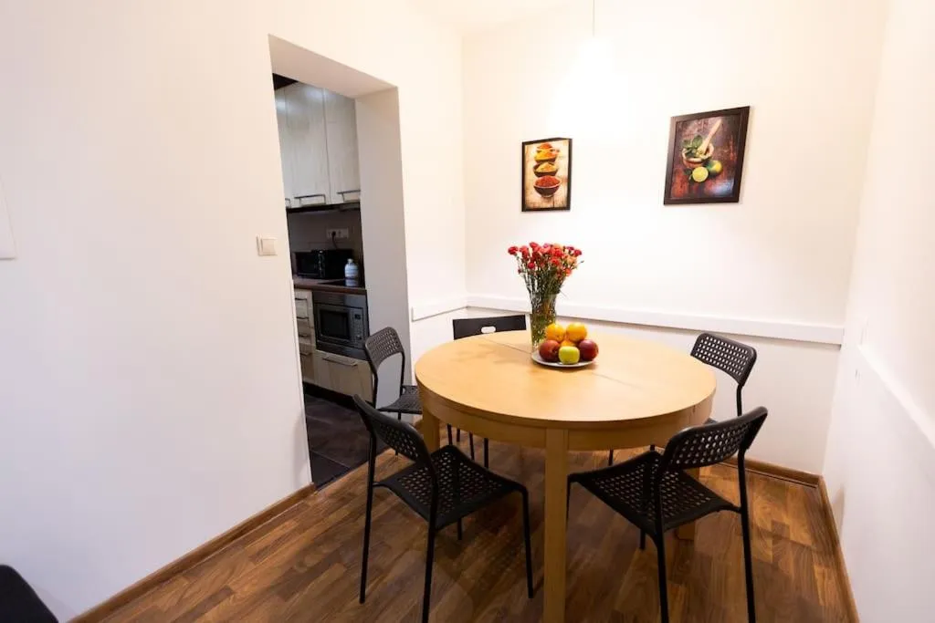 Kitchen or kitchenette in Salve station