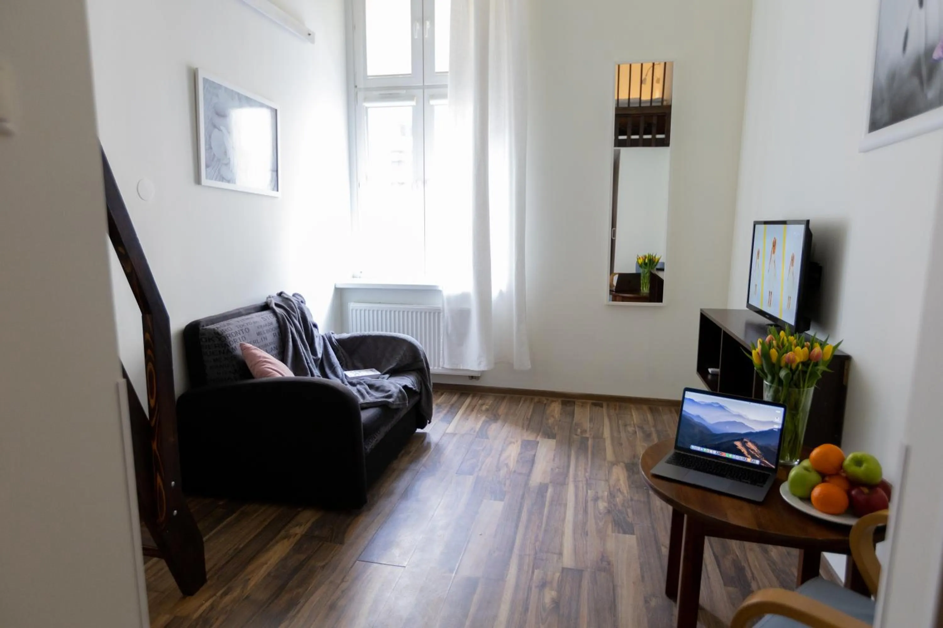 Photo of the whole room in Salve station